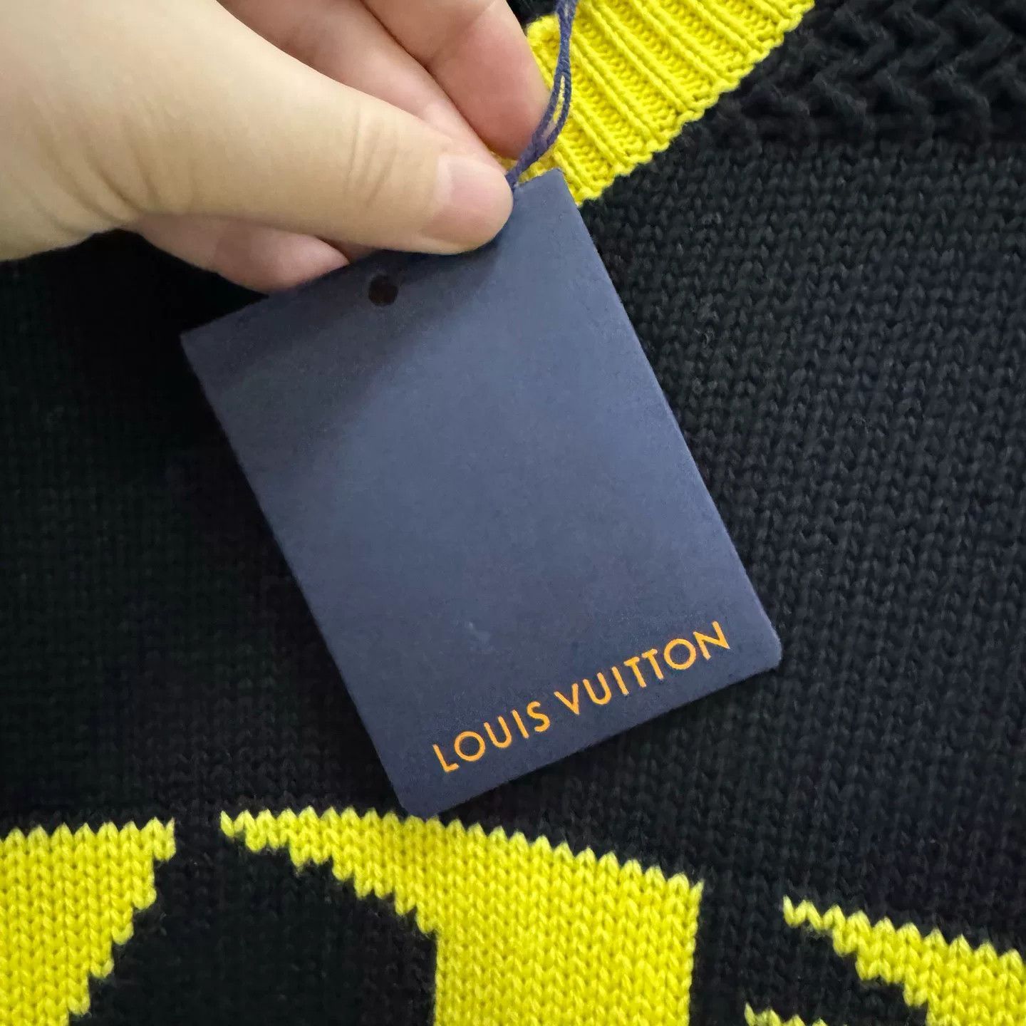Louis Vuitton Louis Vuitton Intarsia Logo Sweater Size M Size US M / EU 48-50 / 2 - 4 Thumbnail