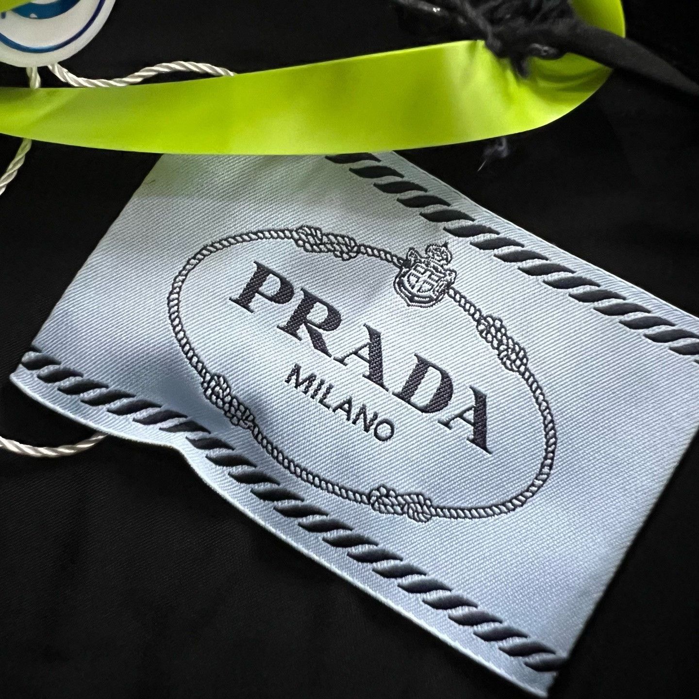 Prada Prada Logo Plaque Canvas Jacket Size 38 Size XS / US 0-2 / IT 36-38 - 5 Thumbnail