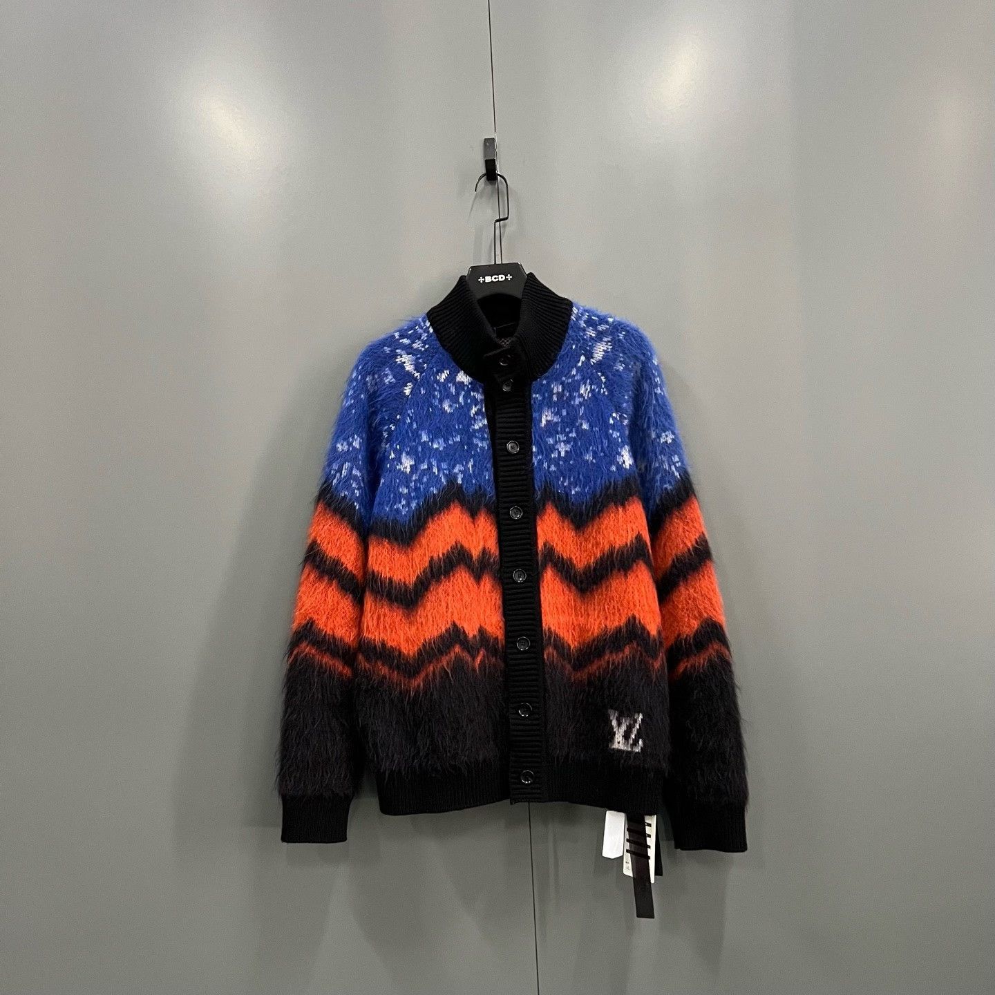 Louis Vuitton Louis Vuitton Chevron Mohair Cardigan XL Size US XL / EU 56 / 4 - 2 Thumbnail