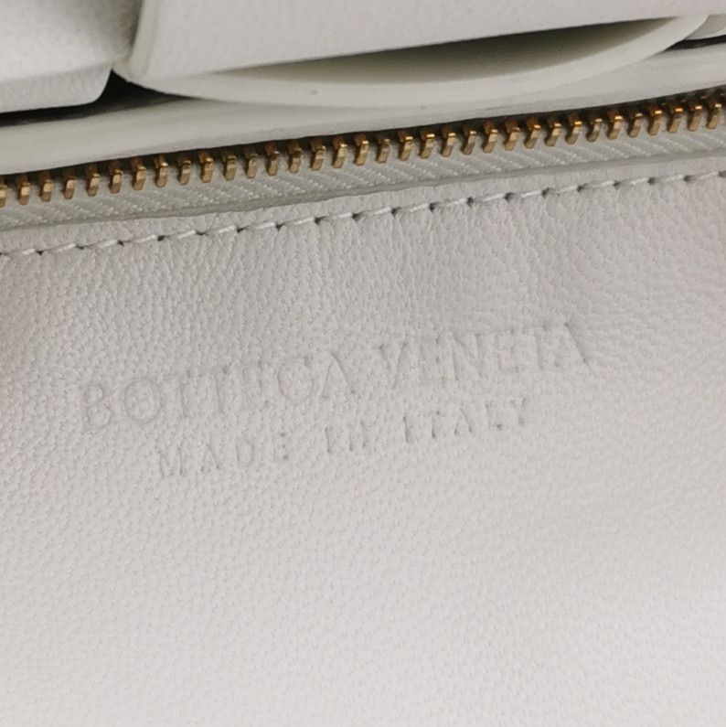 Bottega Veneta Bottega Veneta Women os Crossbody Bags Size ONE SIZE - 8 Thumbnail