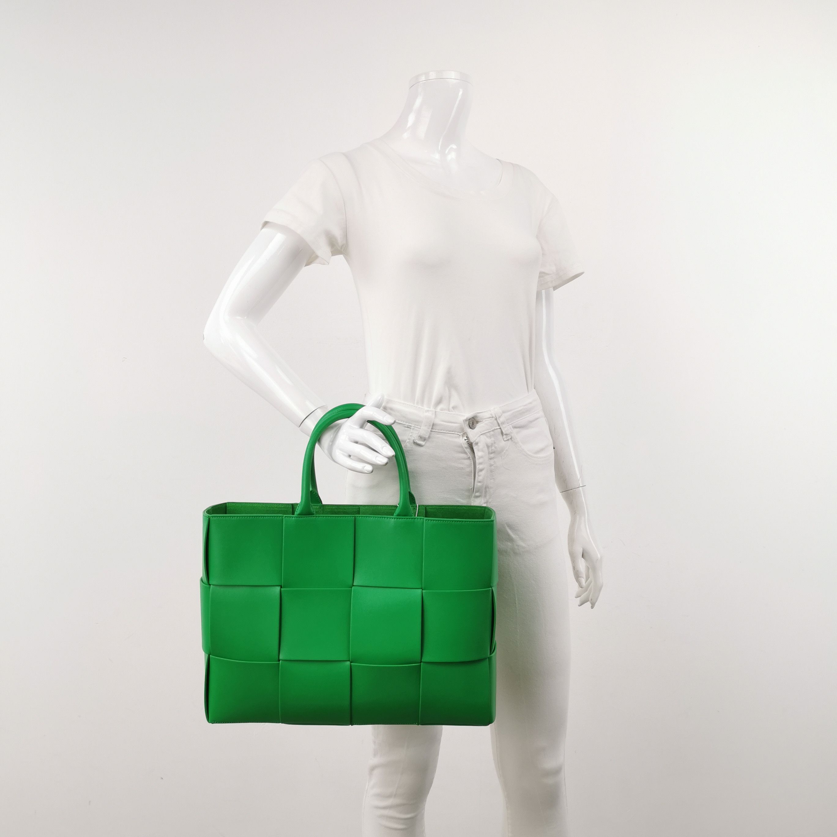 Bottega Veneta Bottega Veneta Women os Tote Bags Size ONE SIZE - 2 Thumbnail