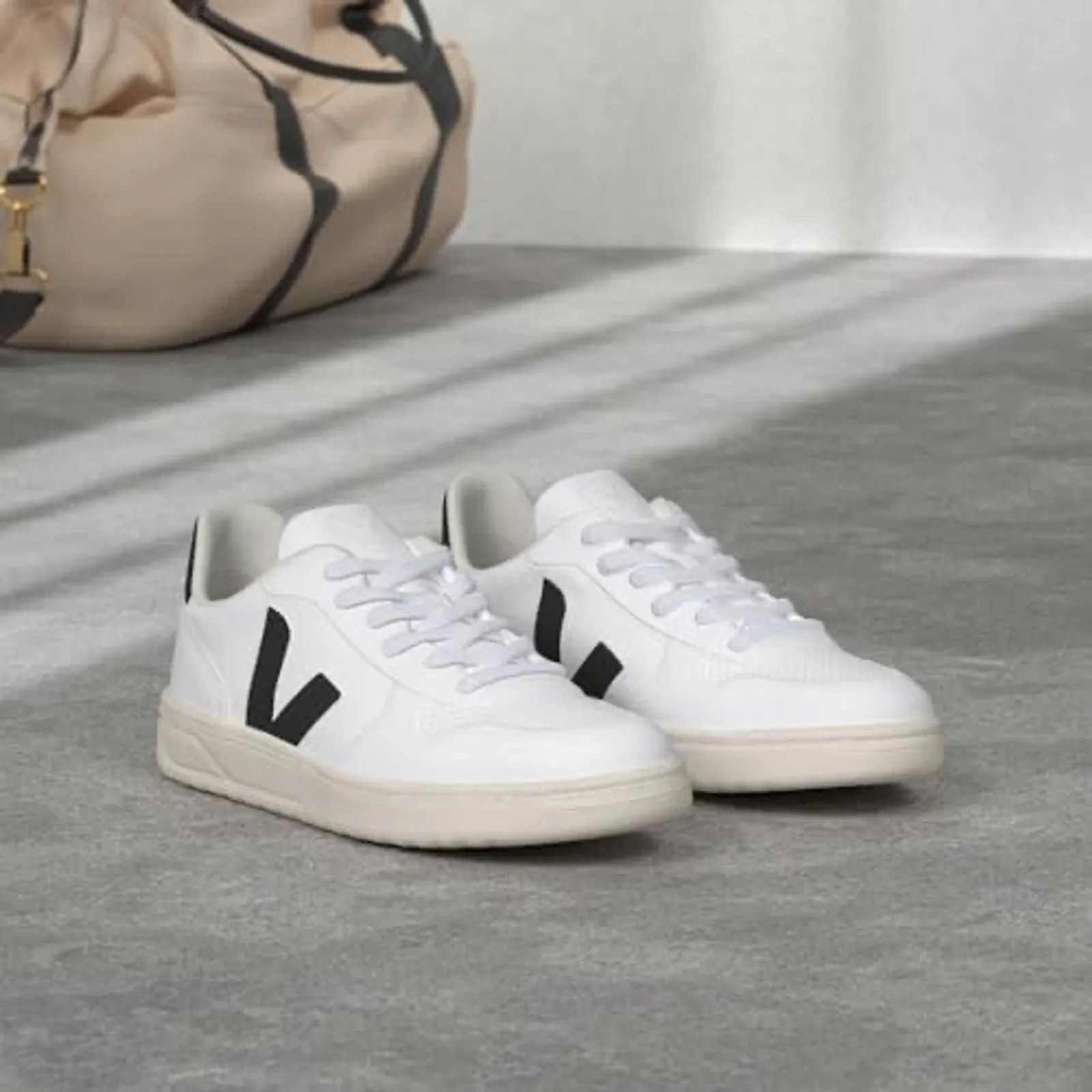 Veja Veja V-10 Sneakers Size US 9 / IT 39 - 7 Thumbnail