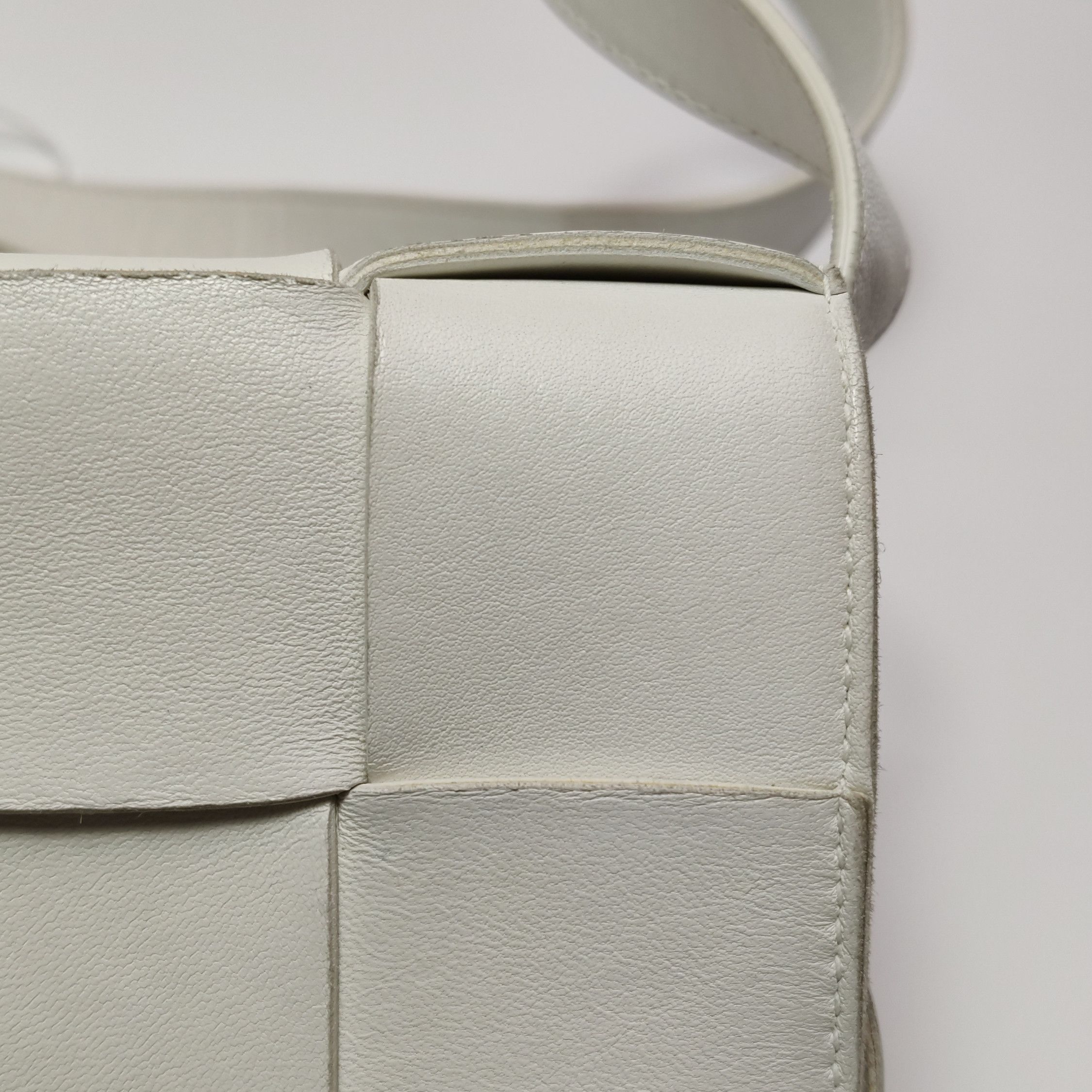 Bottega Veneta Bottega Veneta Women os Shoulder Bags Size ONE SIZE - 18 Thumbnail