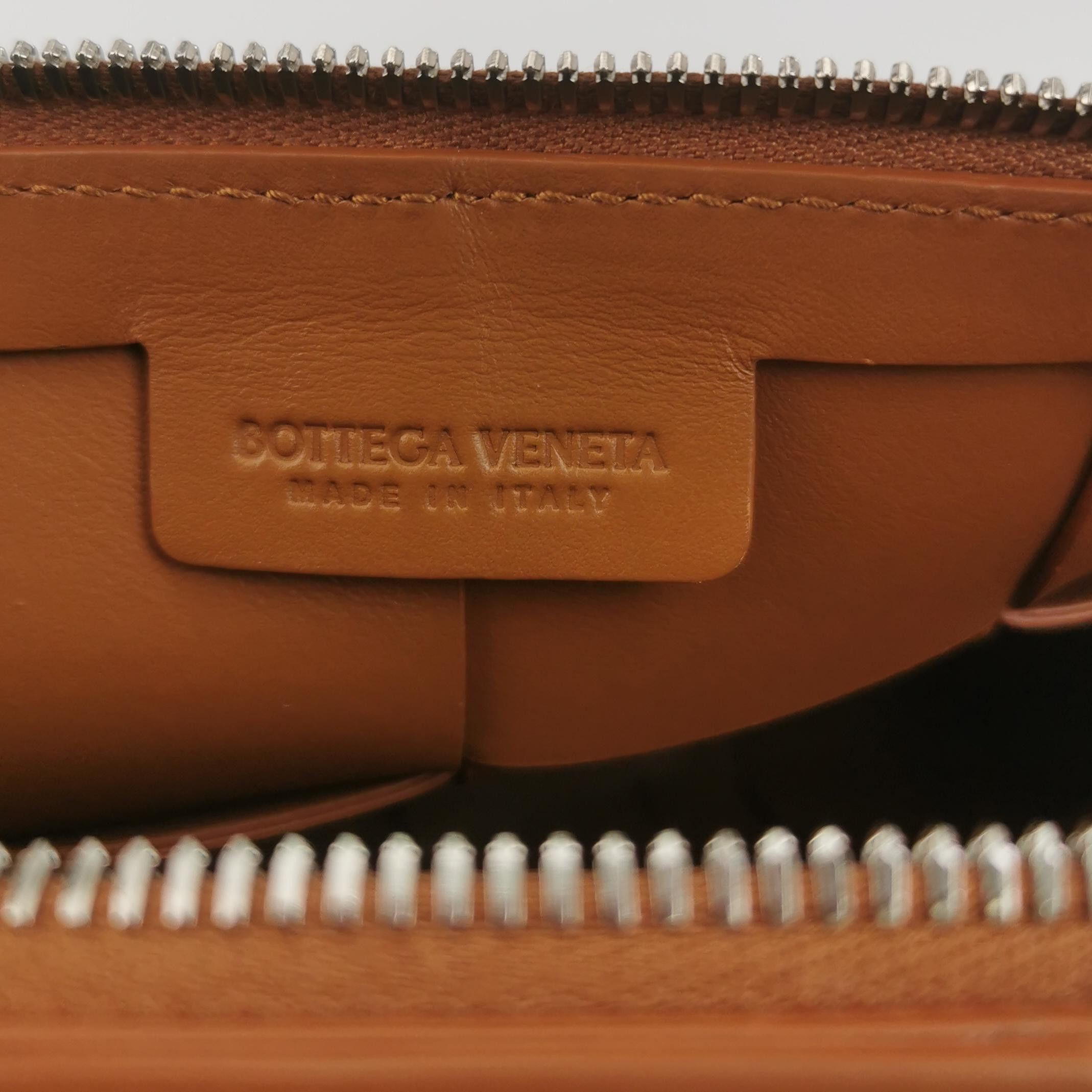 Bottega Veneta Bottega Veneta Women os Shoulder Bags Size ONE SIZE - 8 Thumbnail