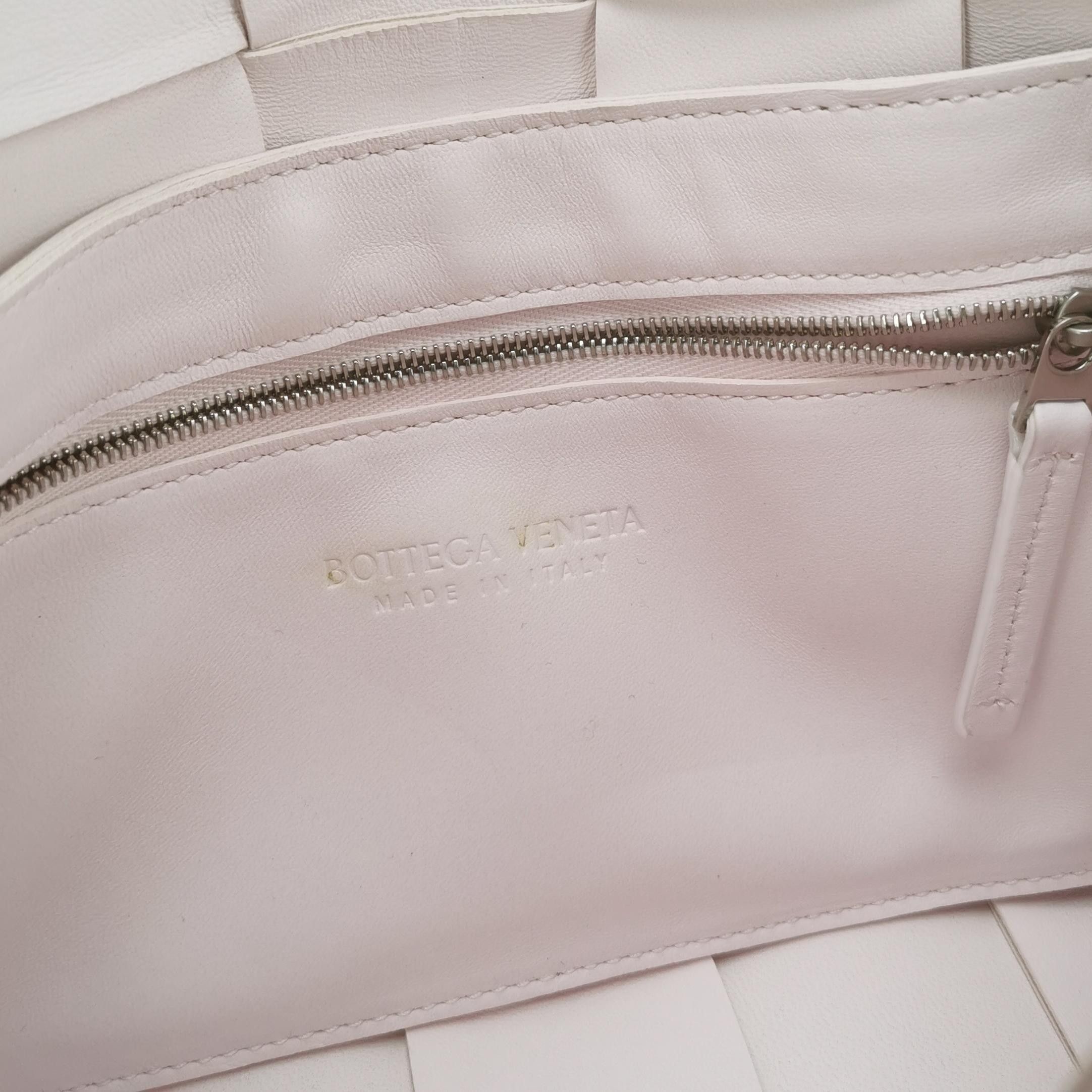 Bottega Veneta Bottega Veneta Women os Shoulder Bags Size ONE SIZE - 8 Thumbnail