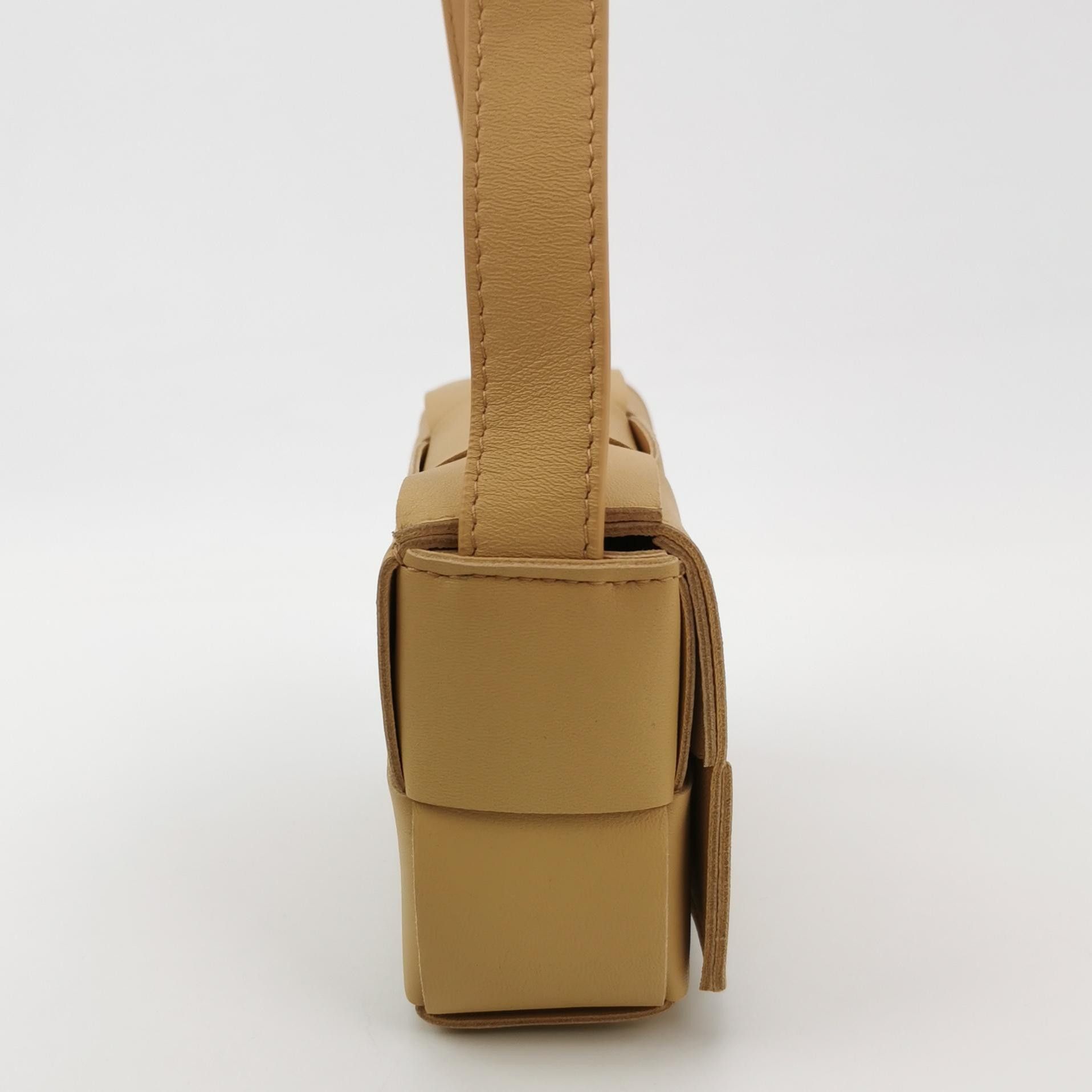 Bottega Veneta Bottega Veneta Women os Shoulder Bags Size ONE SIZE - 4 Thumbnail