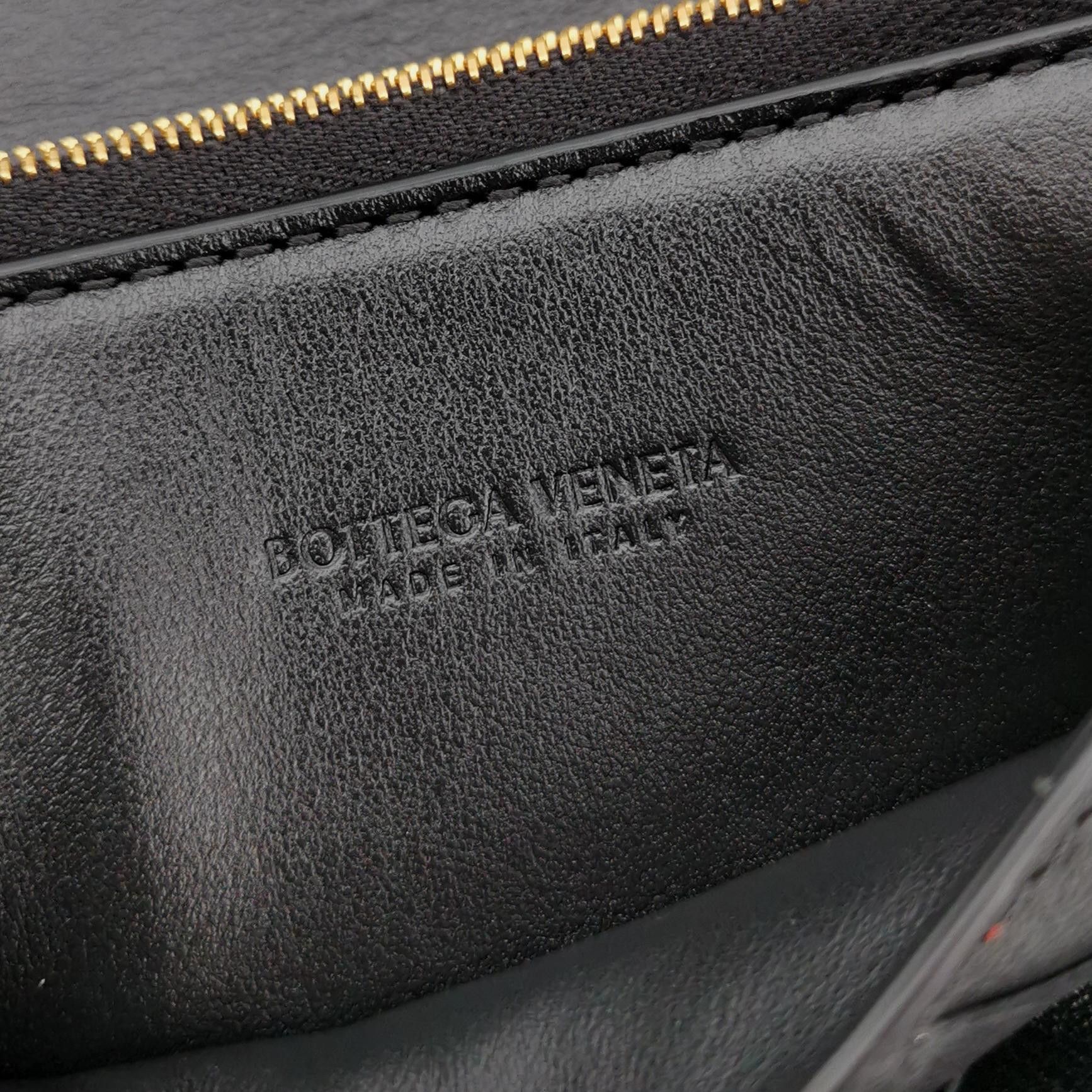 Bottega Veneta Bottega Veneta Women os Shoulder Bags Size ONE SIZE - 8 Thumbnail