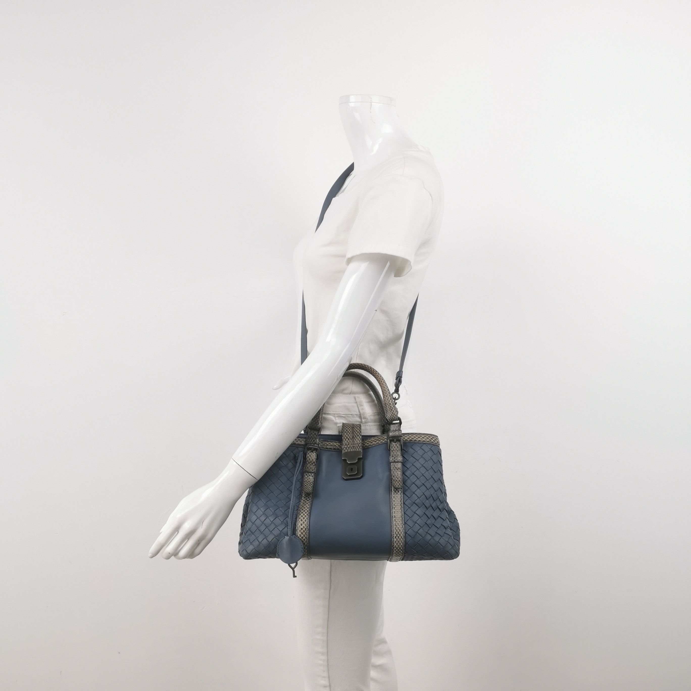 Bottega Veneta Bottega Veneta Women os Shoulder Bags Size ONE SIZE - 2 Thumbnail