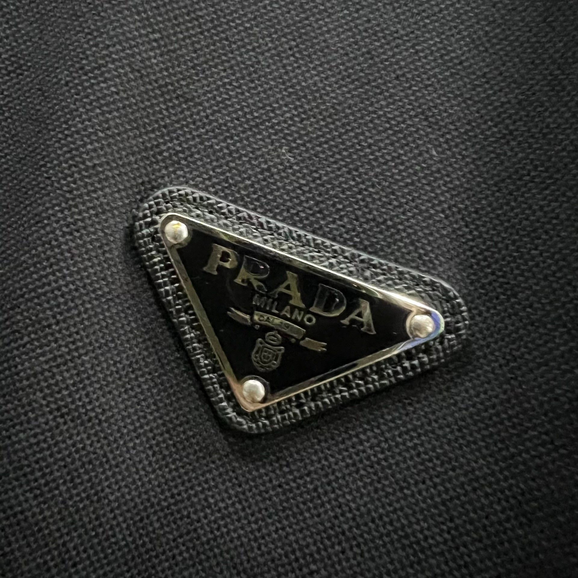 Prada Prada Triangle Logo Half-Zip Polo Size L Size US L / EU 52-54 / 3 - 4 Thumbnail