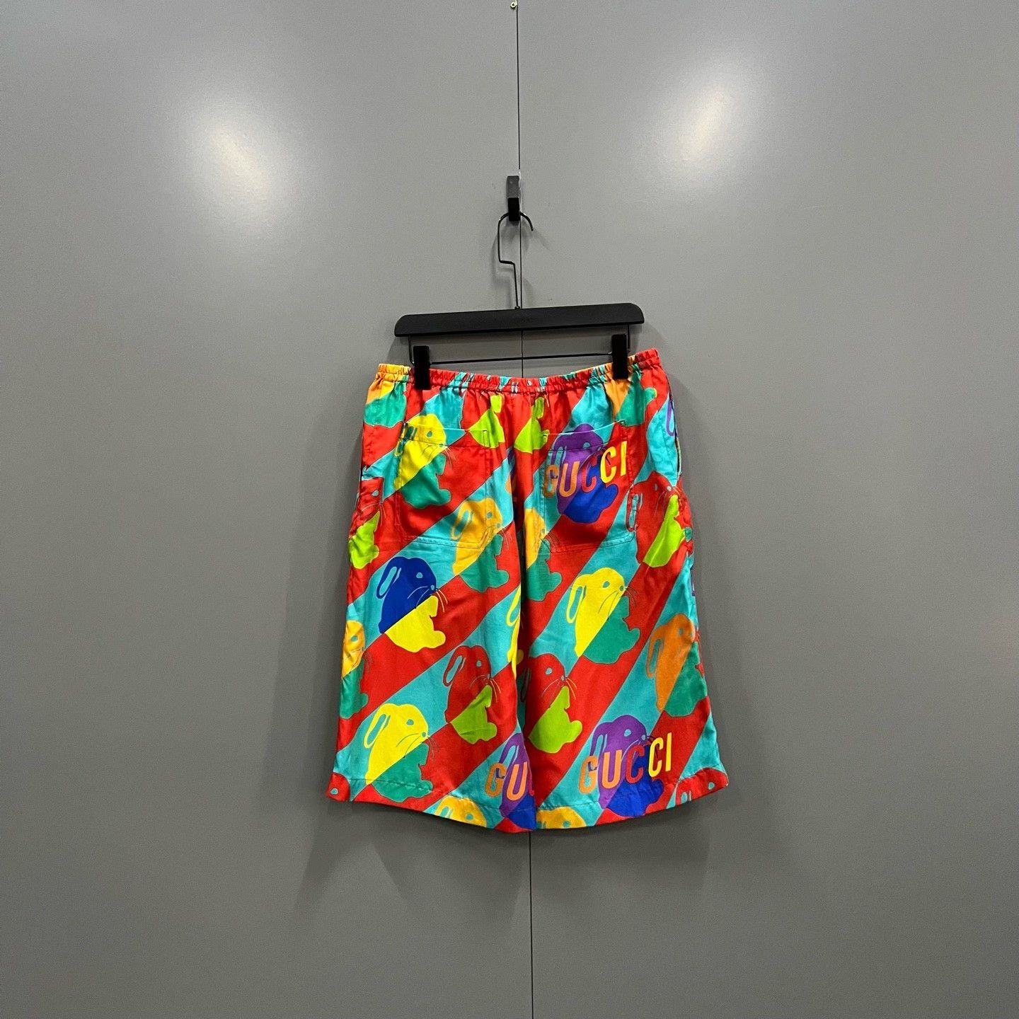 Gucci Gucci Multi-Color Logo Silk Shorts Size 50 Size US 34 / EU 50 - 3 Thumbnail