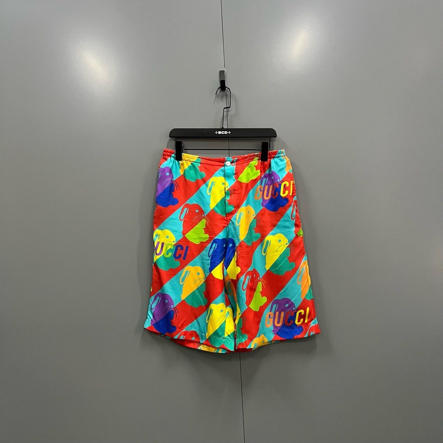 Gucci Gucci Multi-Color Logo Silk Shorts Size 50 Size US 34 / EU 50 - 2 Thumbnail