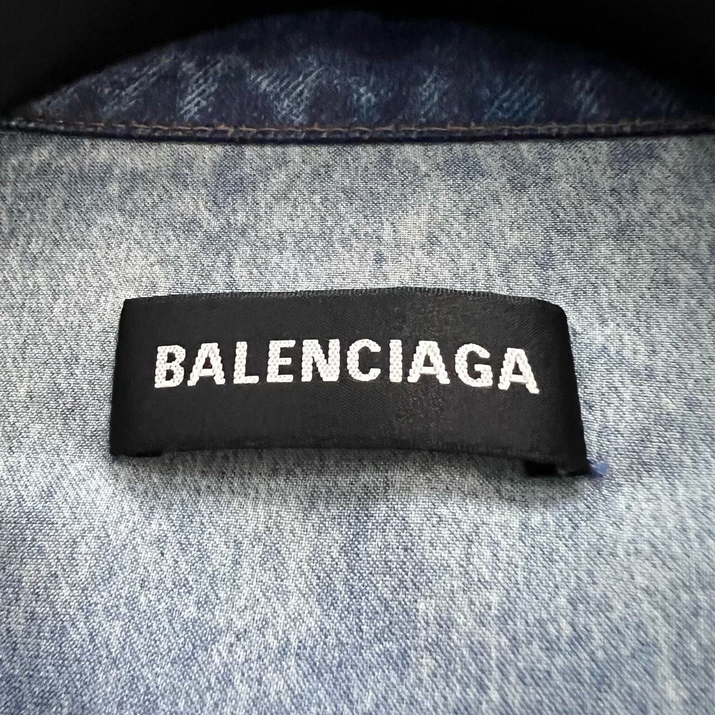 Balenciaga Balenciaga Washed Denim Jacket Size S Size US S / EU 44-46 / 1 - 5 Thumbnail