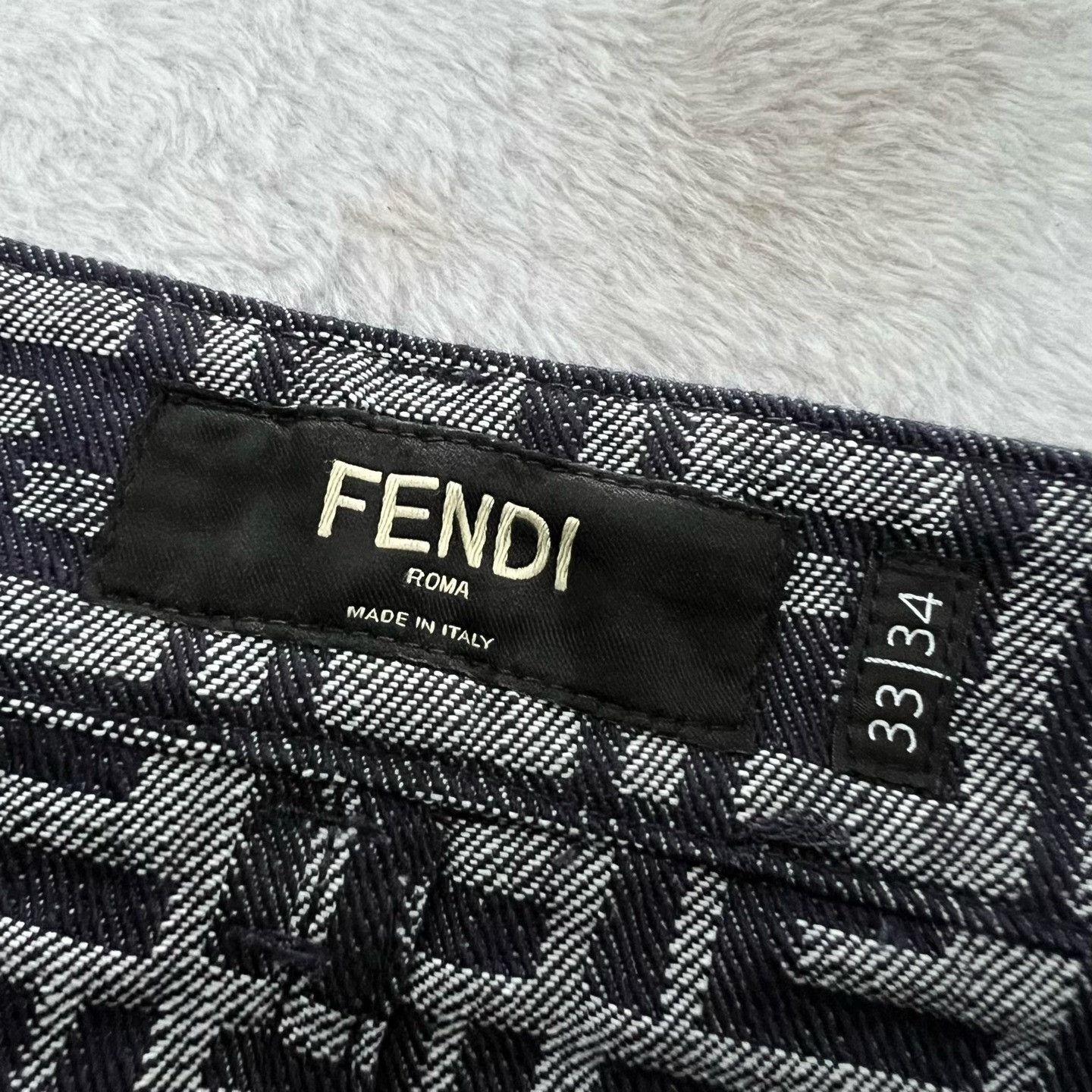 Fendi Fendi FF Logo Fringe Shorts Size 33 Size US 33 - 4 Thumbnail