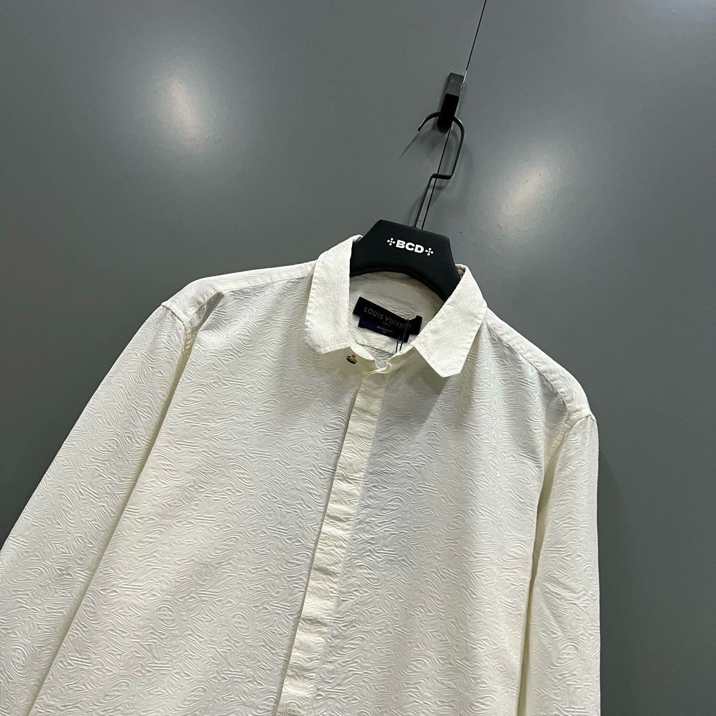 Louis Vuitton Louis Vuitton Monogram Jacquard Shirt Size L Size US L / EU 52-54 / 3 - 2 Thumbnail