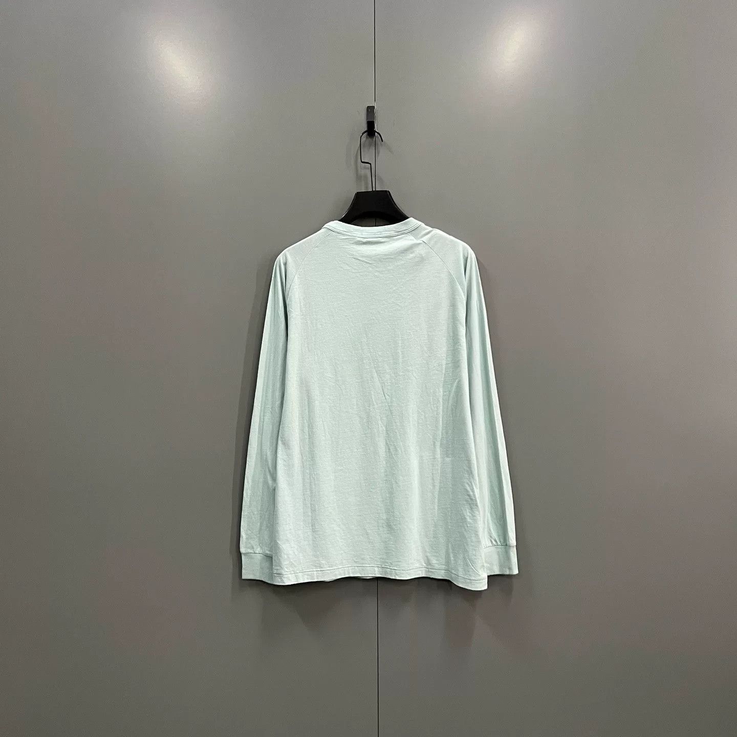 Dior Dior Embroidered Logo Long Sleeve T-Shirt Size S Size US S / EU 44-46 / 1 - 3 Thumbnail