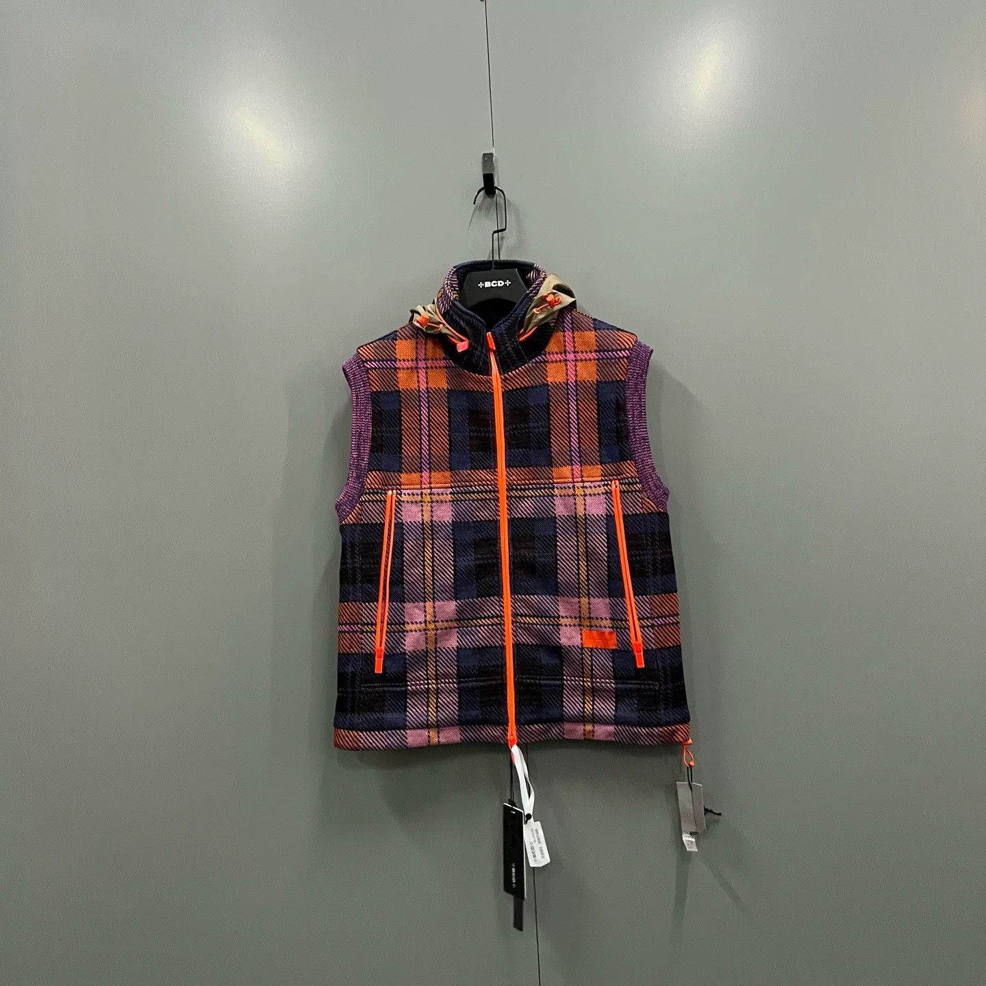 Dior Dior Checkered Hooded Vest Size L Size US L / EU 52-54 / 3 - 2 Thumbnail