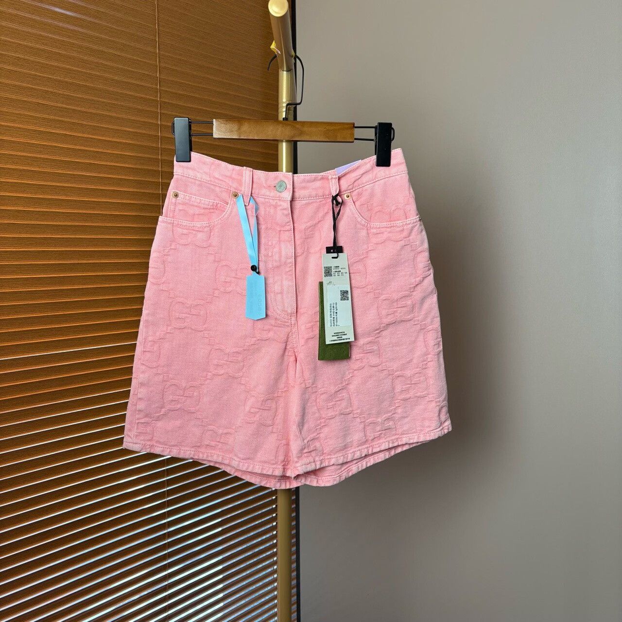 Gucci Gucci GG Embossed Shorts Size 24 Size 24" / US 00 / IT 34 - 2 Thumbnail