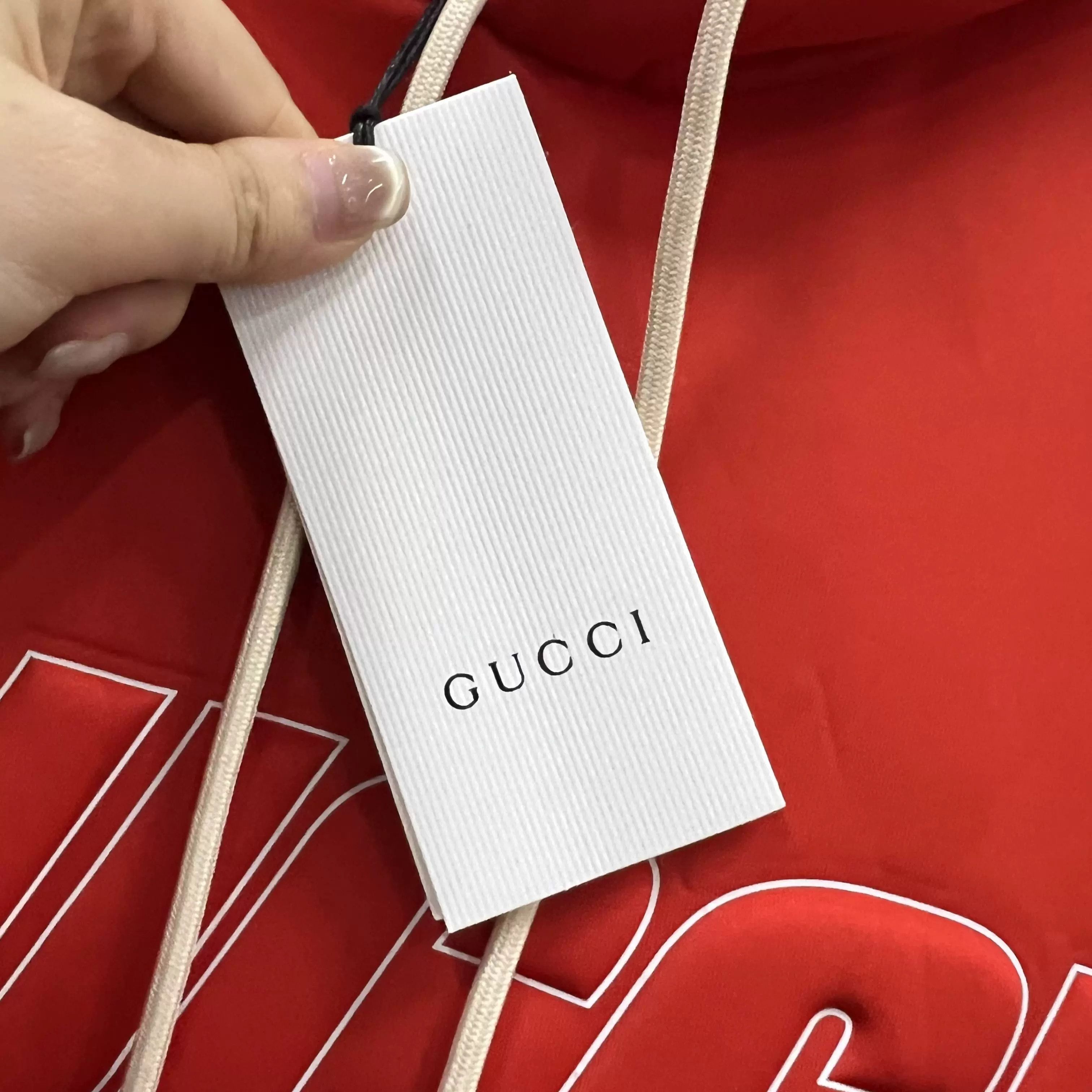 Gucci Gucci Logo Graphic Hoodie Size L Size US L / EU 52-54 / 3 - 4 Thumbnail