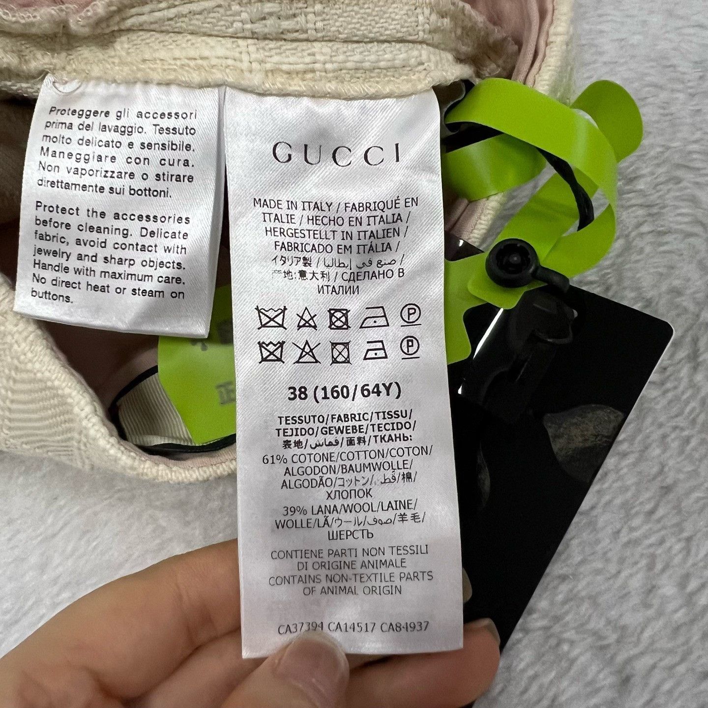 Gucci Gucci Tweed Shorts Size 38 Size 26" / US 2 / IT 38 - 5 Thumbnail