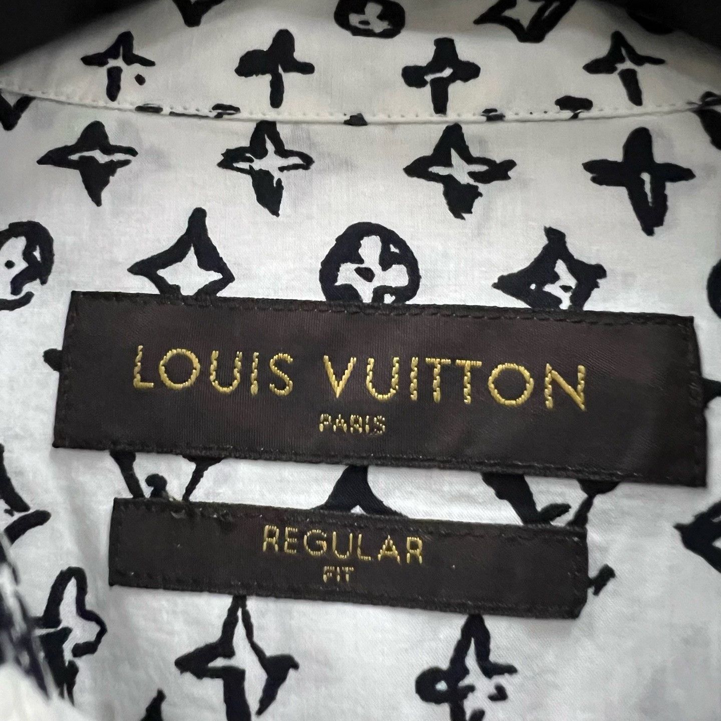 Louis Vuitton Louis Vuitton Monogram Long Sleeve Shirt Size M Size US M / EU 48-50 / 2 - 4 Thumbnail