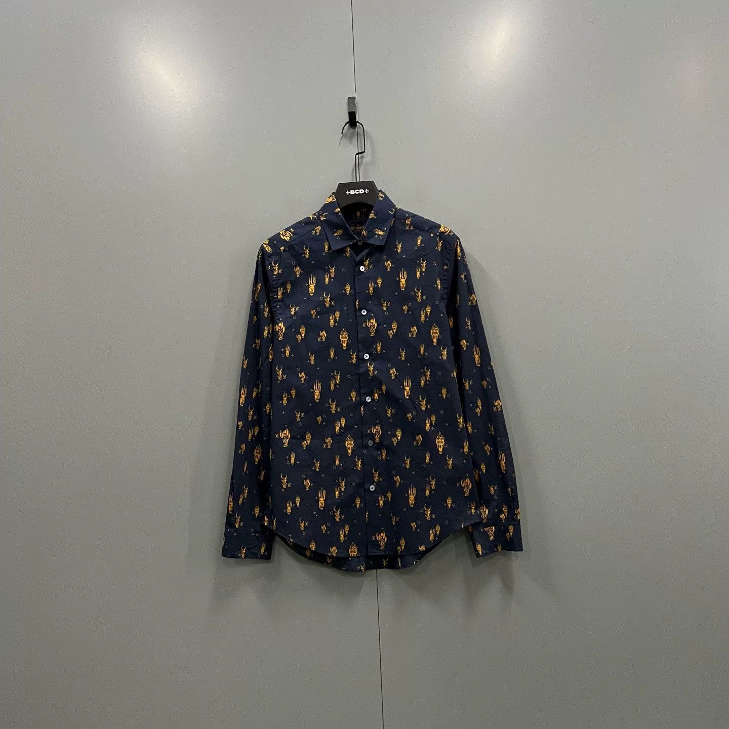 Louis Vuitton Louis Vuitton Monogram Print Button Up Shirt Size M Size US M / EU 48-50 / 2 - 2 Thumbnail