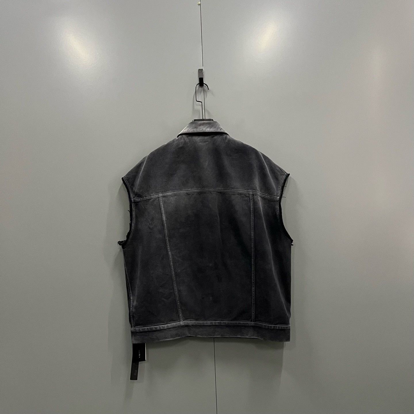 Givenchy Givenchy Logo Denim Vest Size XL Size US XL / EU 56 / 4 - 3 Thumbnail