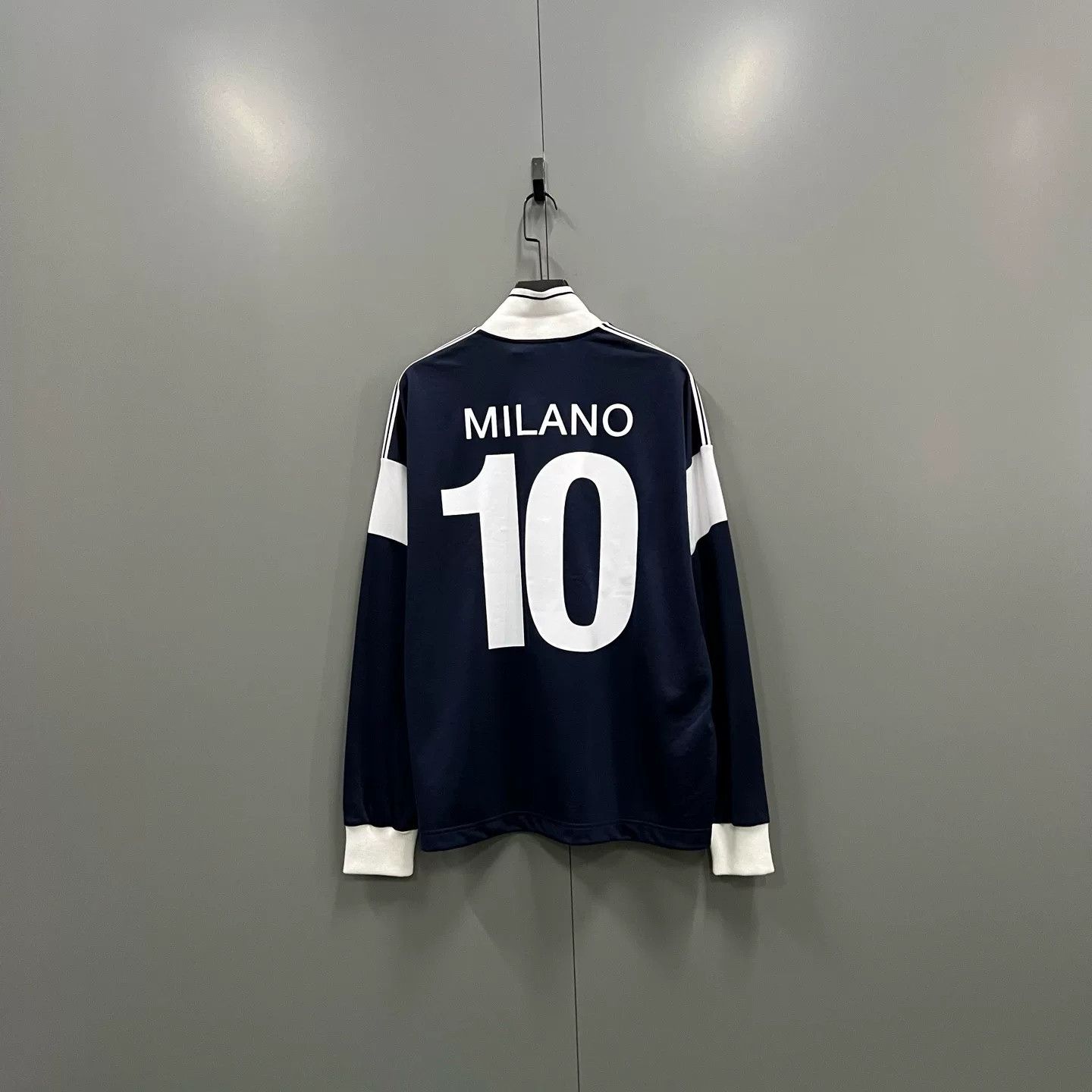 Dolce & Gabbana Dolce & Gabbana Sport Milano Jersey Size S Size US S / EU 44-46 / 1 - 3 Thumbnail