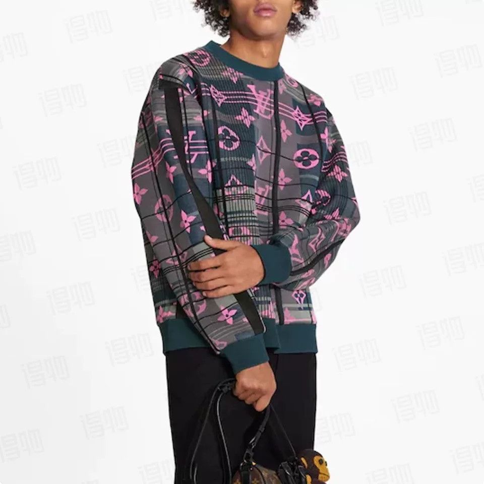 Louis Vuitton Louis Vuitton Monogram Plaid Sweater Size XL Size US XL / EU 56 / 4 - 9 Thumbnail
