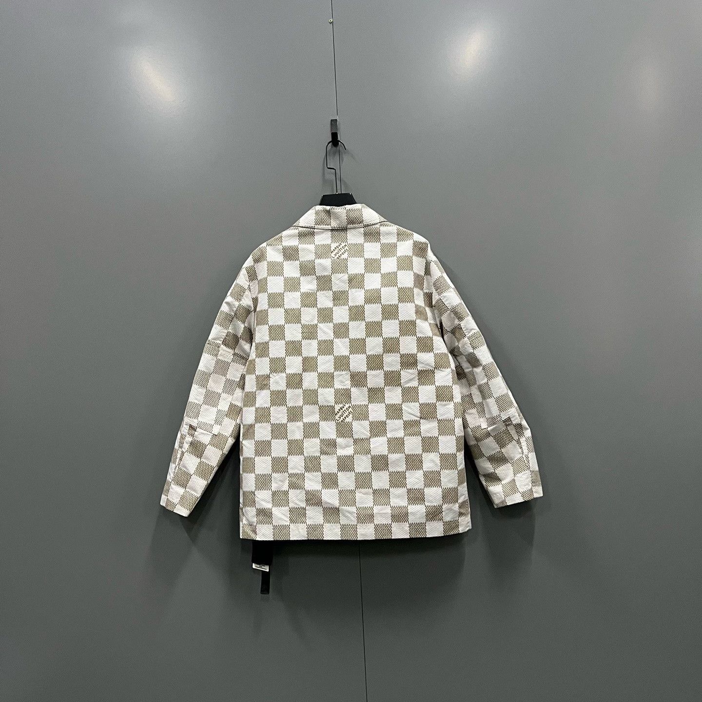 Louis Vuitton Louis Vuitton Damier Check Shirt Jacket Size M Size US M / EU 48-50 / 2 - 3 Thumbnail