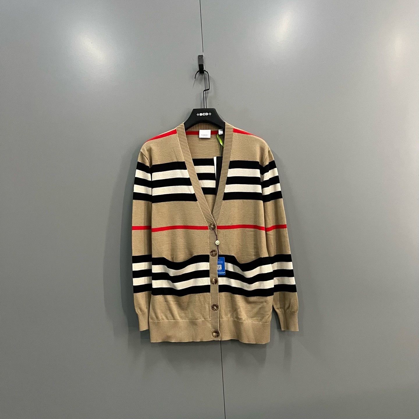 Burberry Burberry Striped V-Neck Cardigan Size M Size US M / EU 48-50 / 2 - 2 Thumbnail