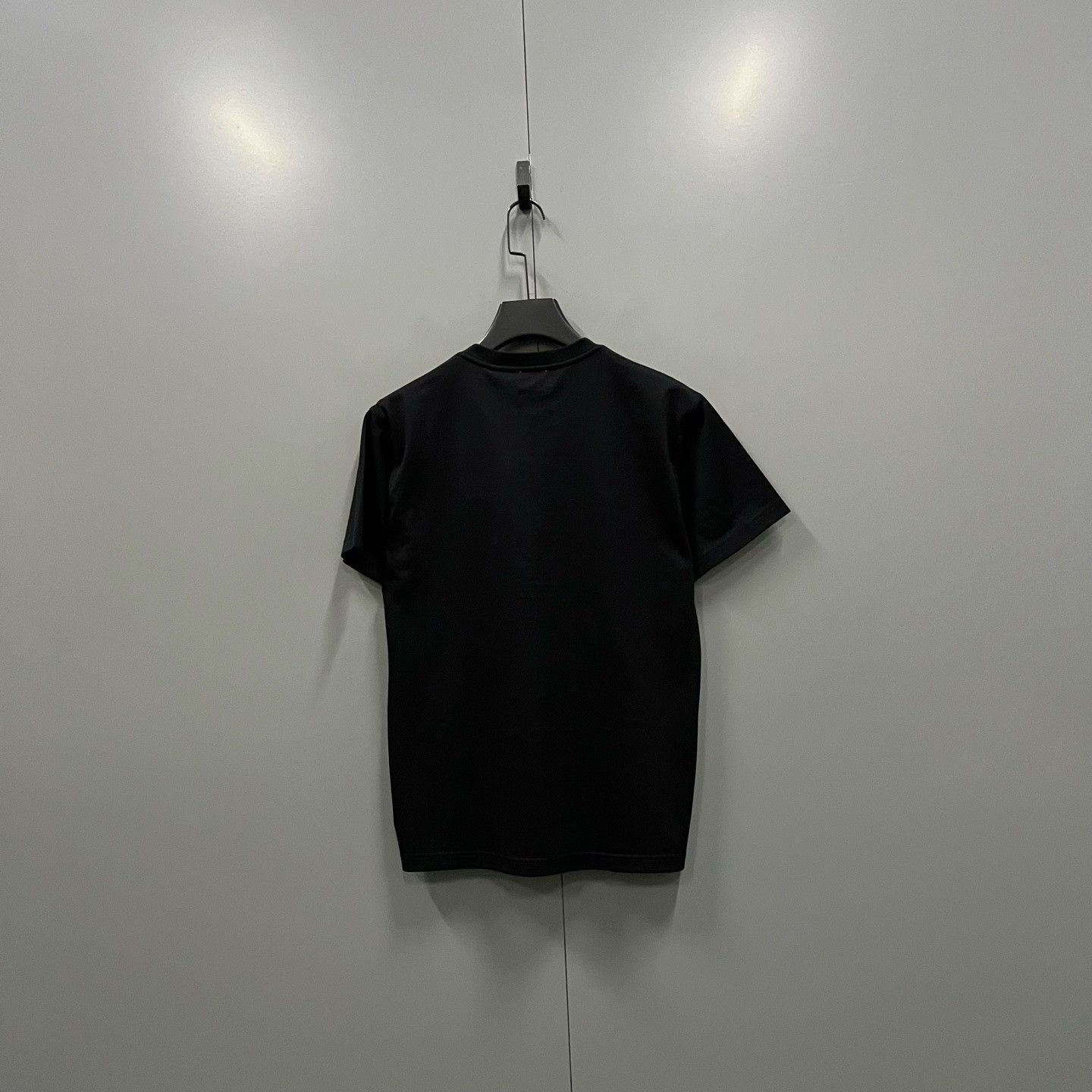 Burberry Burberry Laurel Logo T-Shirt XXS Size US XXS / EU 40 - 3 Thumbnail