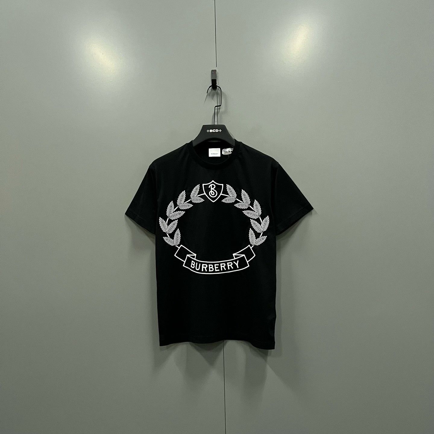 Burberry Burberry Laurel Logo T-Shirt XXS Size US XXS / EU 40 - 2 Thumbnail