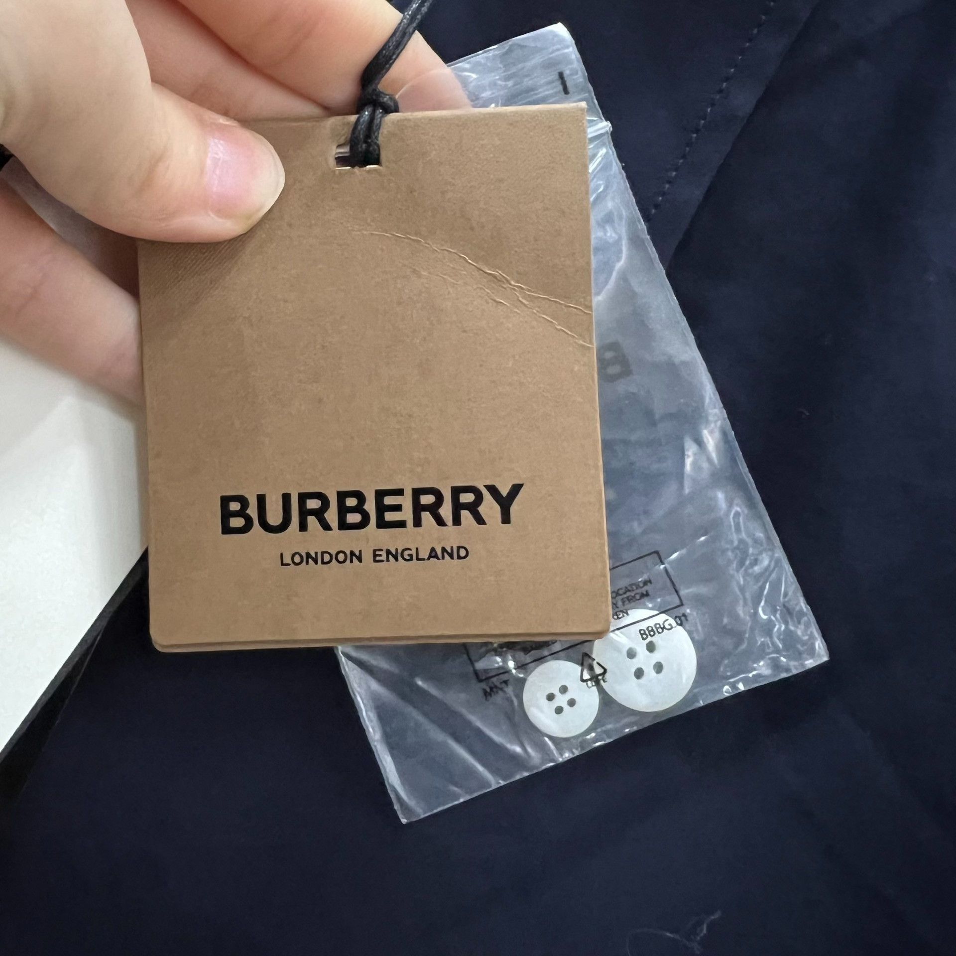 Burberry Burberry TB Logo Embroidered Long Sleeve Shirt XL Size US XL / EU 56 / 4 - 6 Thumbnail