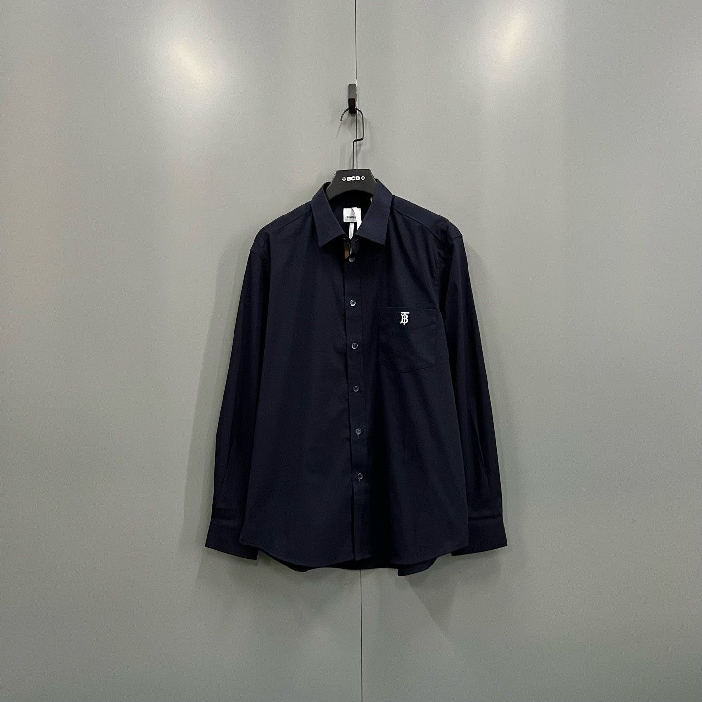 Burberry Burberry TB Logo Embroidered Long Sleeve Shirt XL Size US XL / EU 56 / 4 - 2 Thumbnail