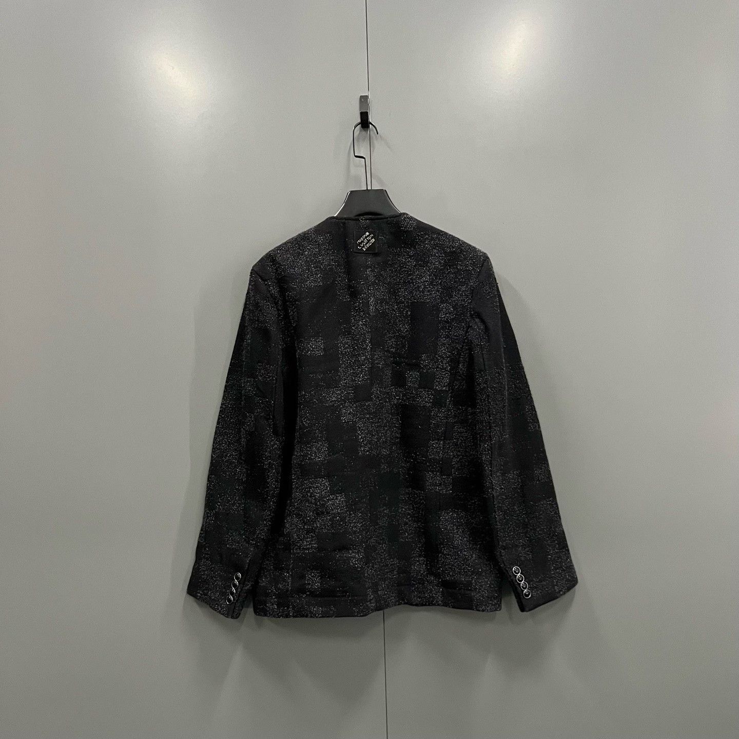 Louis Vuitton Louis Vuitton Damier Checkered Light Jacket Size M Size US M / EU 48-50 / 2 - 3 Thumbnail