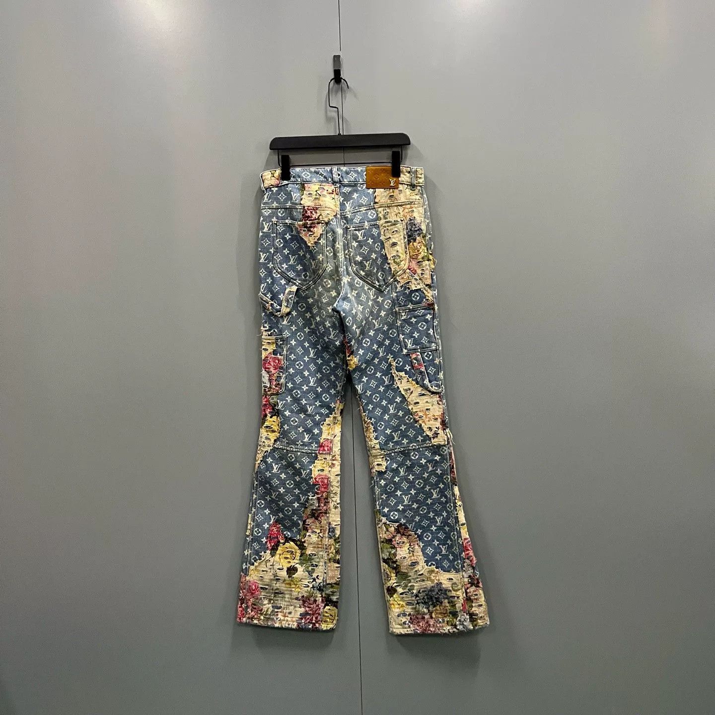 Louis Vuitton Louis Vuitton Monogram Floral Denim Pants Size 30 Size US 30 / EU 46 - 3 Thumbnail