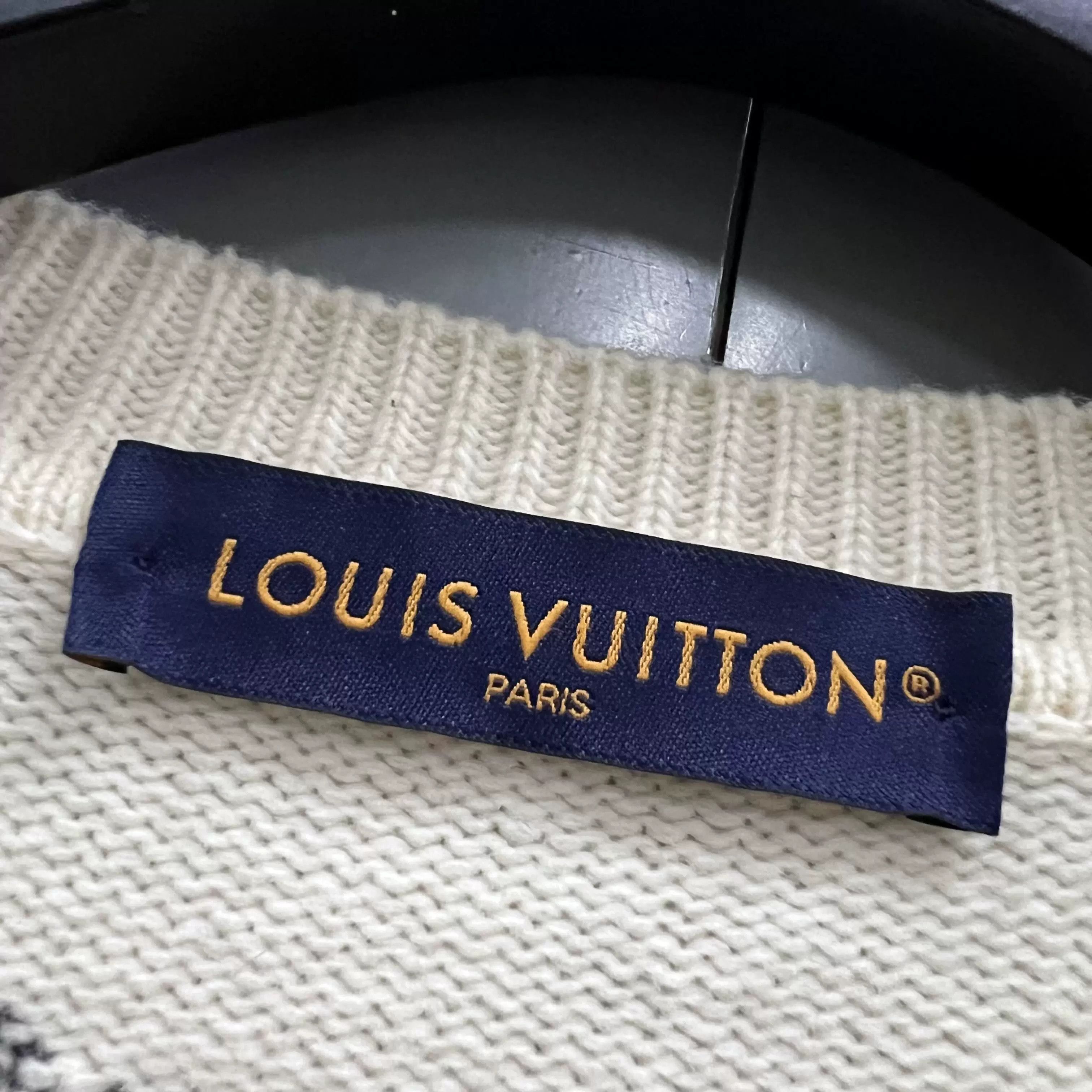 Louis Vuitton Louis Vuitton Graphic Intarsia Knit Sweater Size XL Size US XL / EU 56 / 4 - 3 Thumbnail