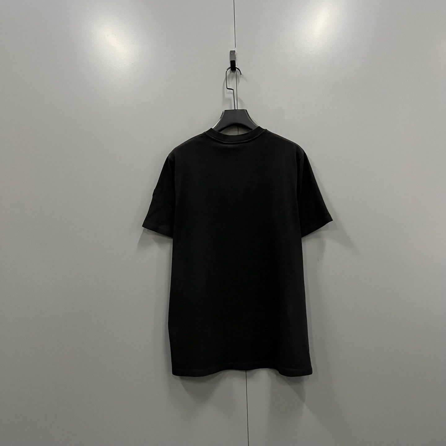 Moncler Moncler Logo T-Shirt Size XL Size US XL / EU 56 / 4 - 3 Thumbnail