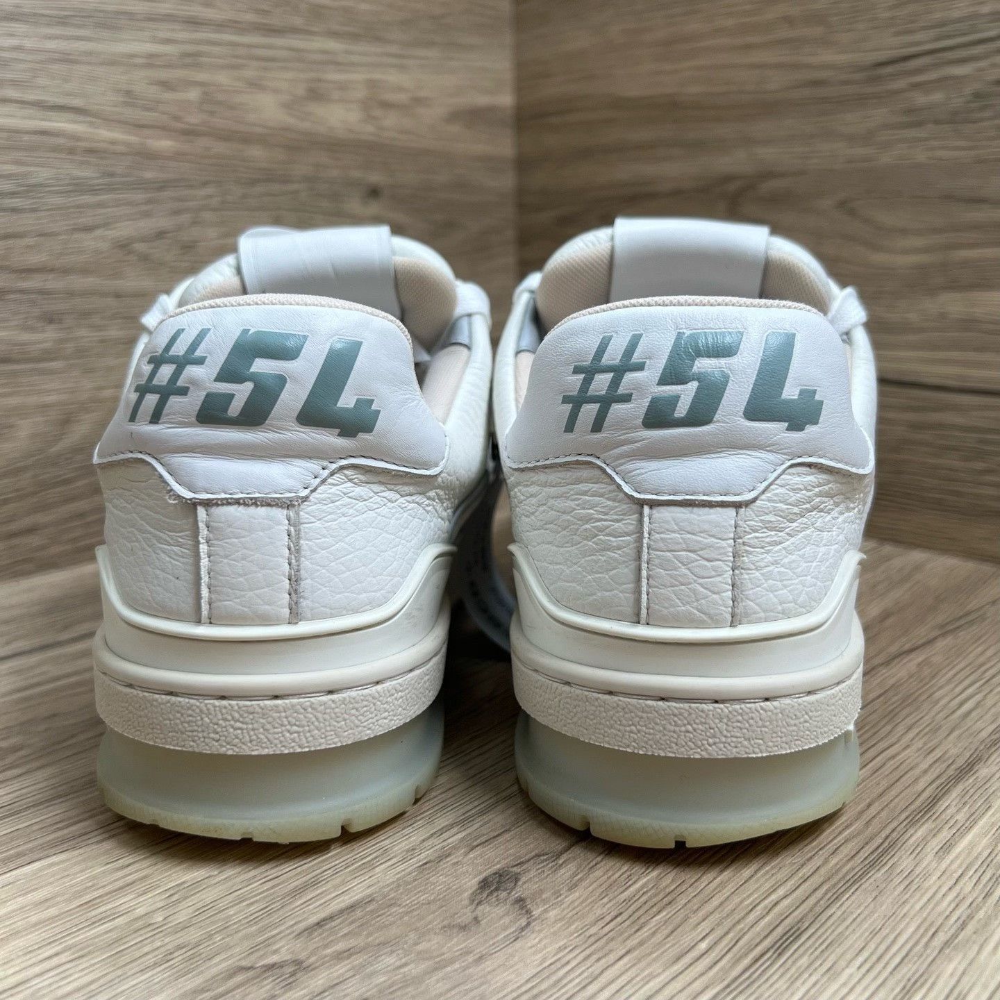 Louis Vuitton Louis Vuitton White Trainer Sneakers US 7.5 Size US 7.5 / EU 40-41 - 5 Thumbnail