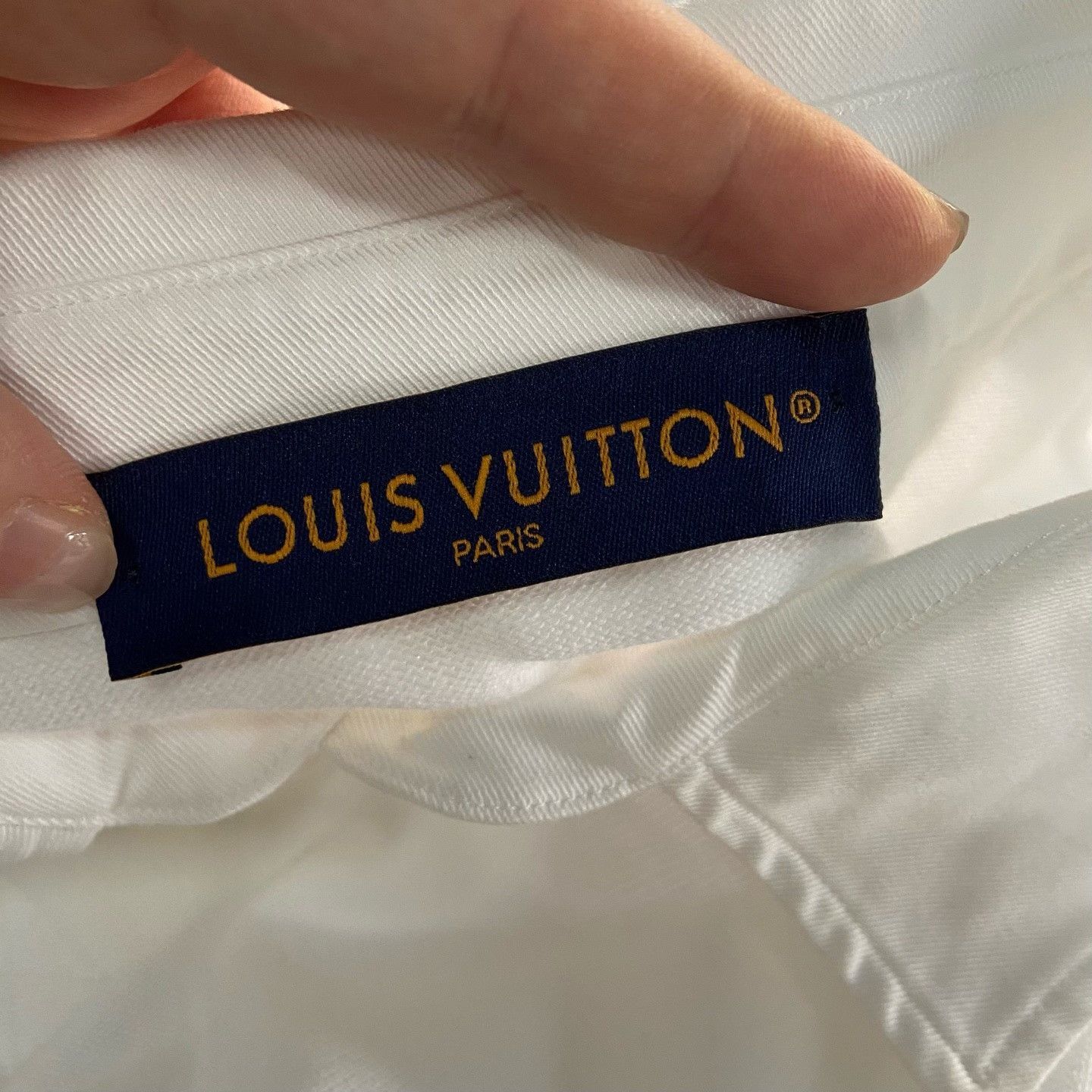 Louis Vuitton Louis Vuitton White Embroidered Polo Size XXL Size US XXL / EU 58 / 5 - 4 Thumbnail