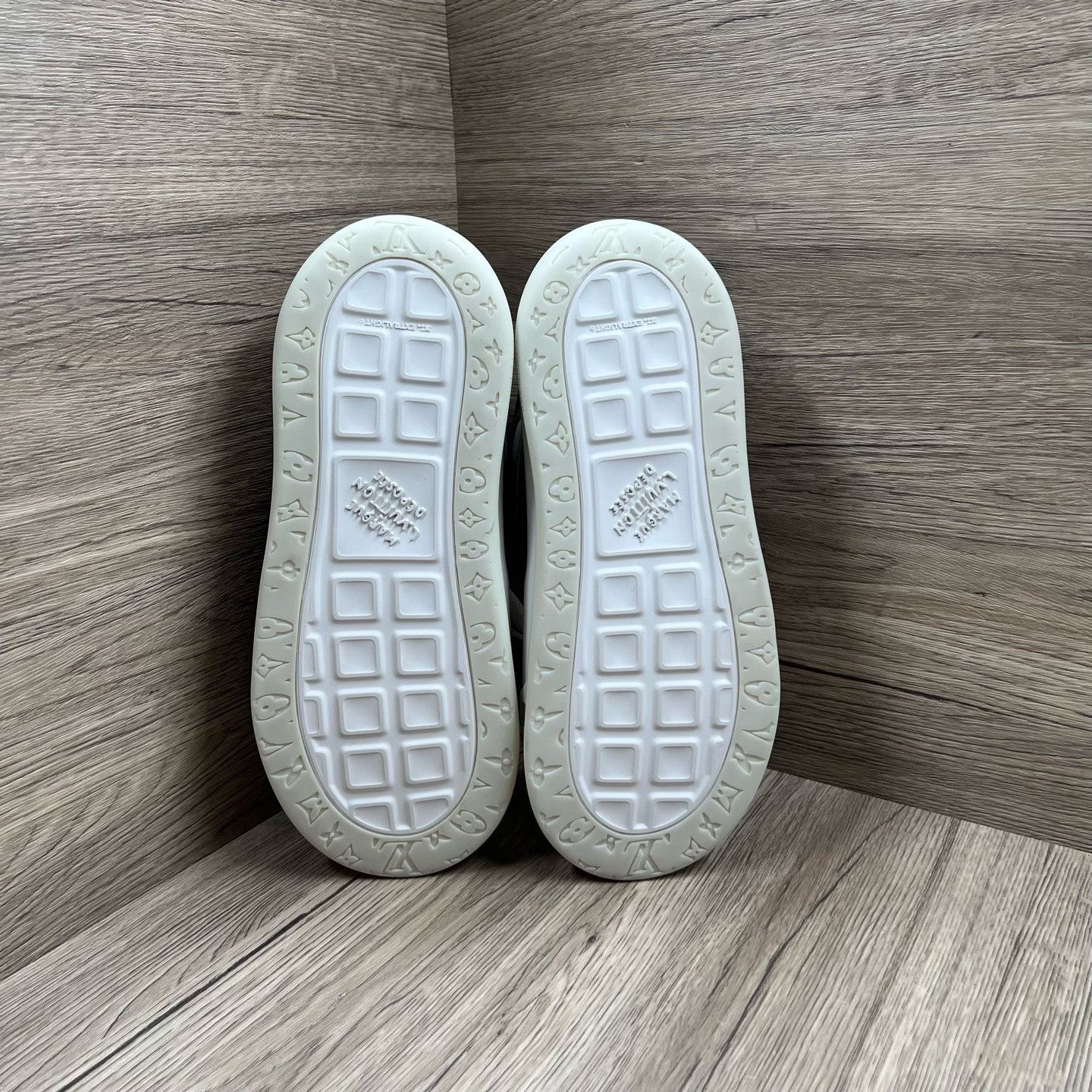 Louis Vuitton Louis Vuitton Tilted Sneakers Size US 8.5 Size US 8.5 / EU 41-42 - 6 Thumbnail