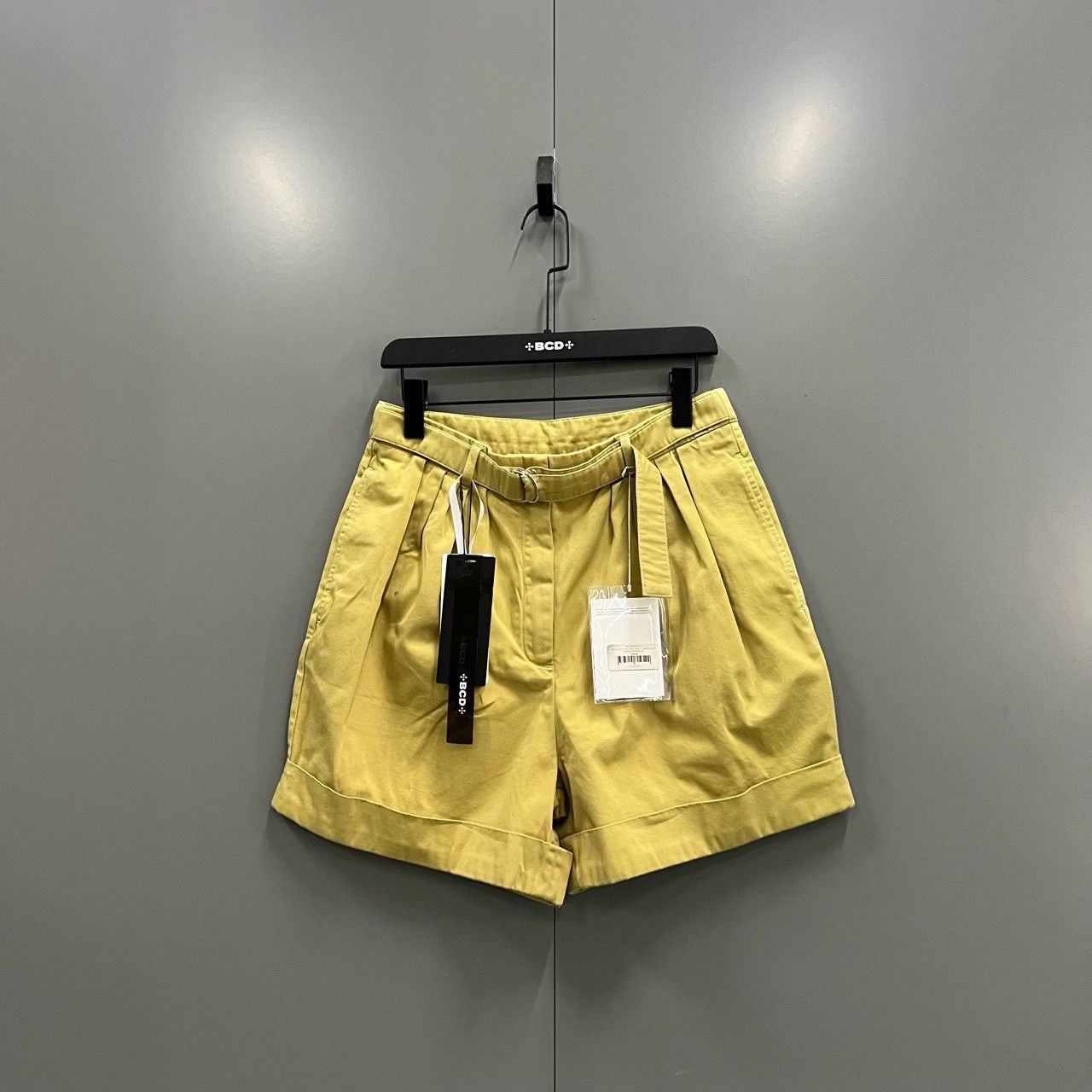 Acne Studios Acne Studios Yellow Cotton Belted Shorts Size 40 Size 28" / US 6 / IT 42 - 2 Thumbnail