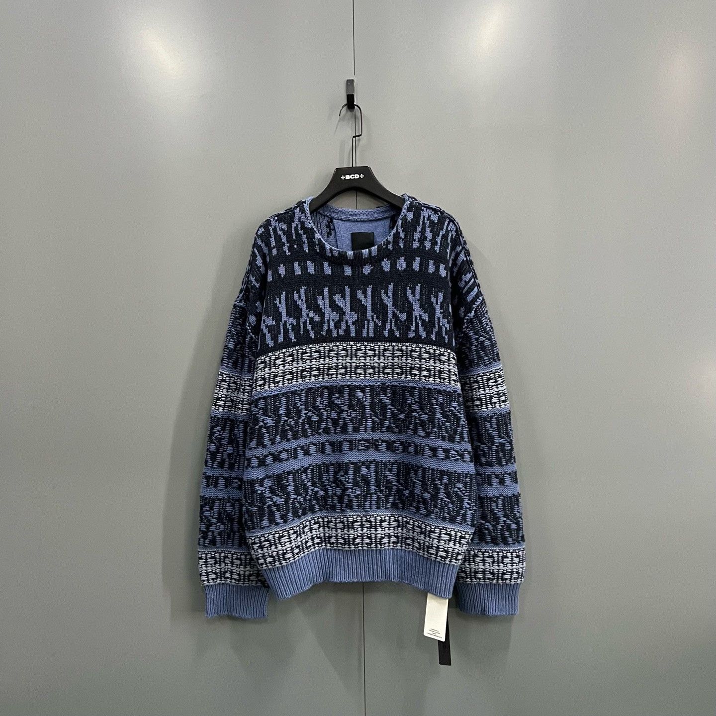 Givenchy Givenchy x Chito Graphic Knit Sweater Size L Size US L / EU 52-54 / 3 - 2 Thumbnail