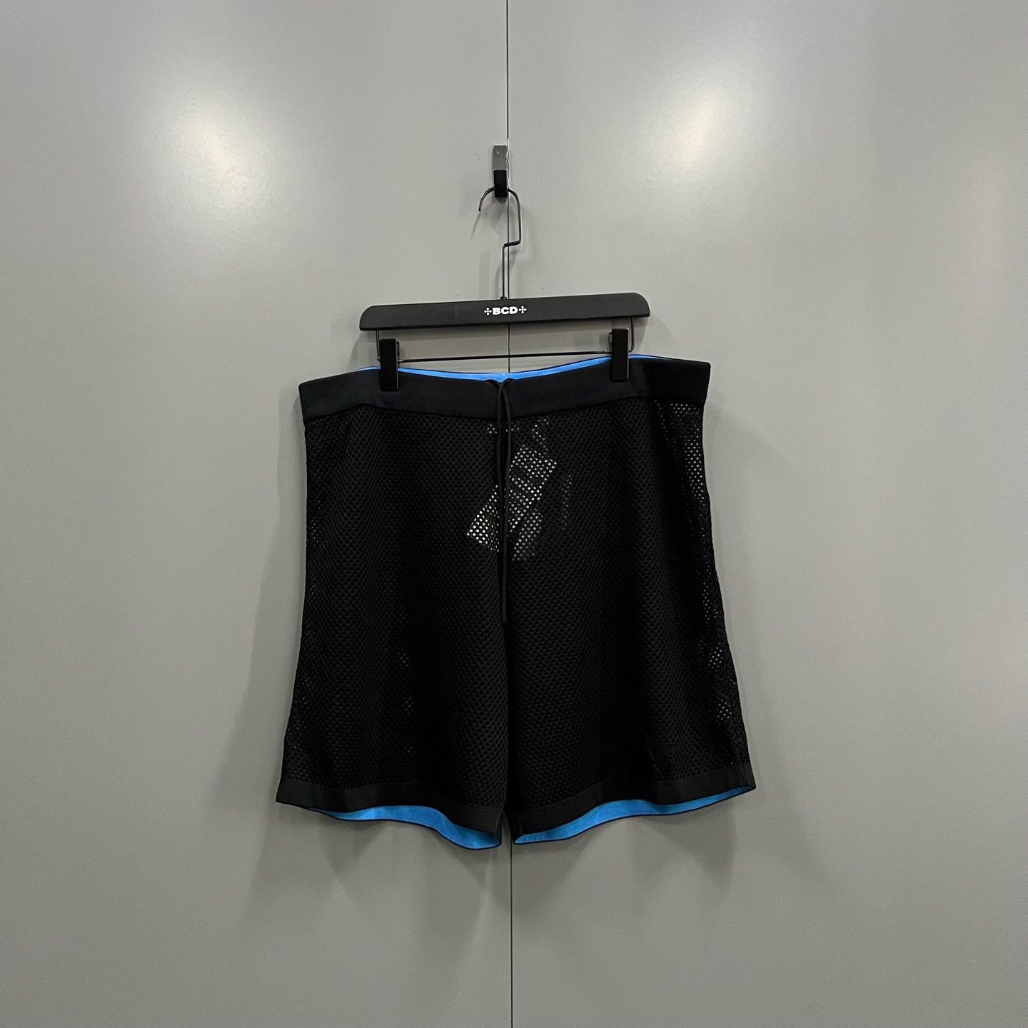 Burberry Burberry Mesh Shorts Size M Size US 32 / EU 48 - 2 Thumbnail