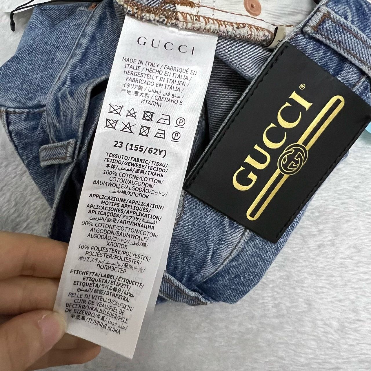 Gucci Gucci Apple Patch Denim Shorts Size 23 Size 23" - 7 Thumbnail