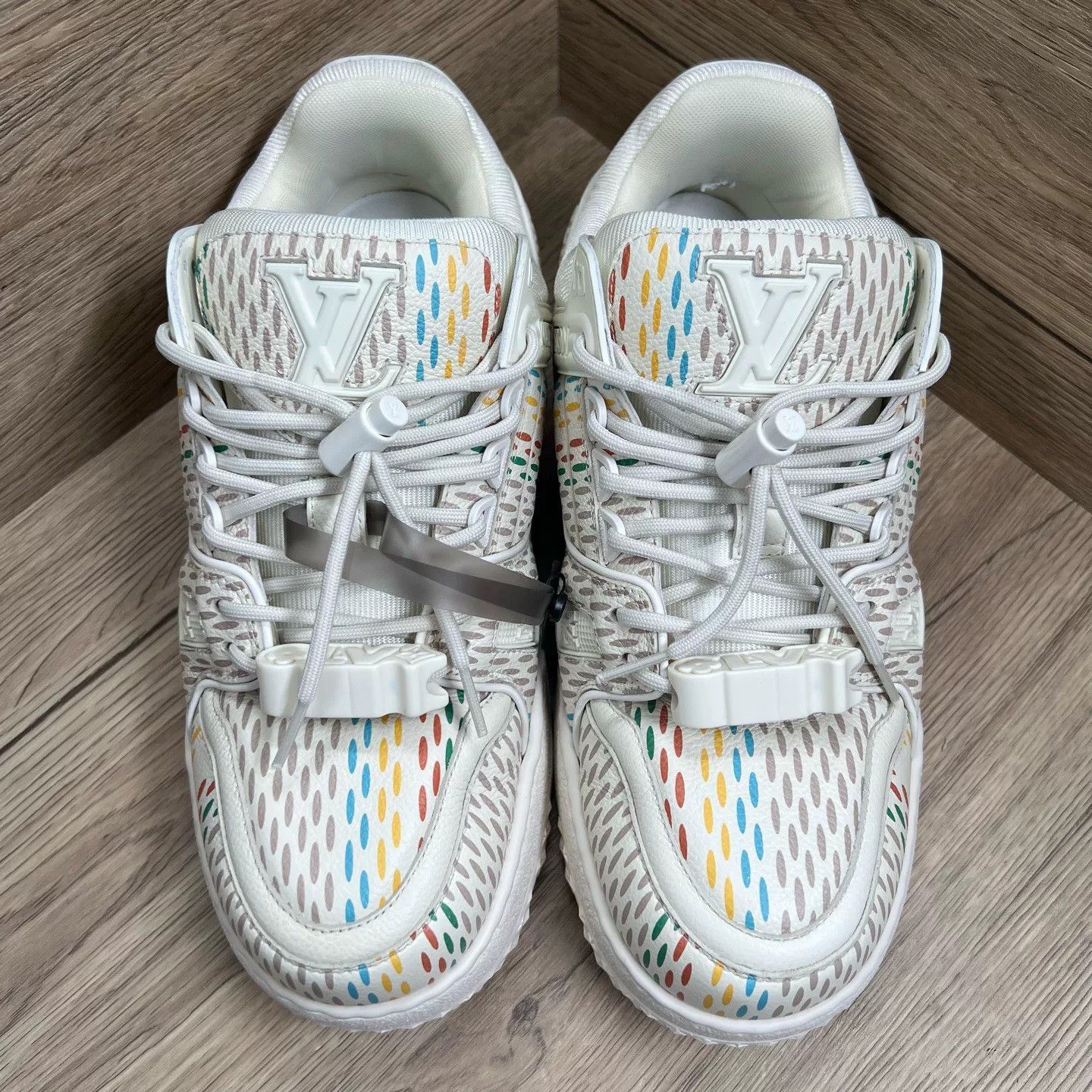 Louis Vuitton Louis Vuitton Rainbow Trainer Sneakers Size US 7 Size US 7 / EU 40 - 3 Thumbnail