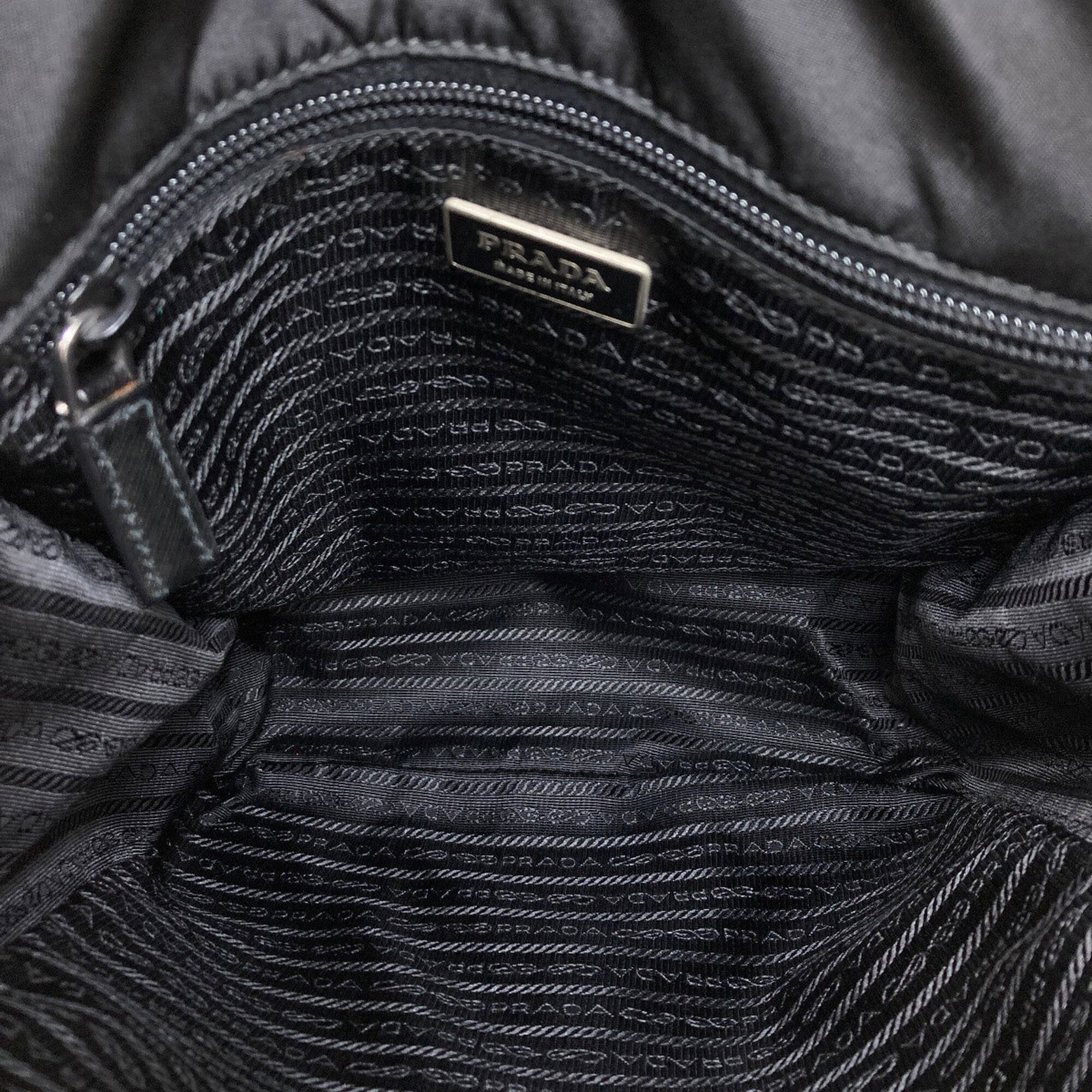 Prada Prada logo hardware shoulder bag, nylon, women's. Size ONE SIZE - 5 Thumbnail