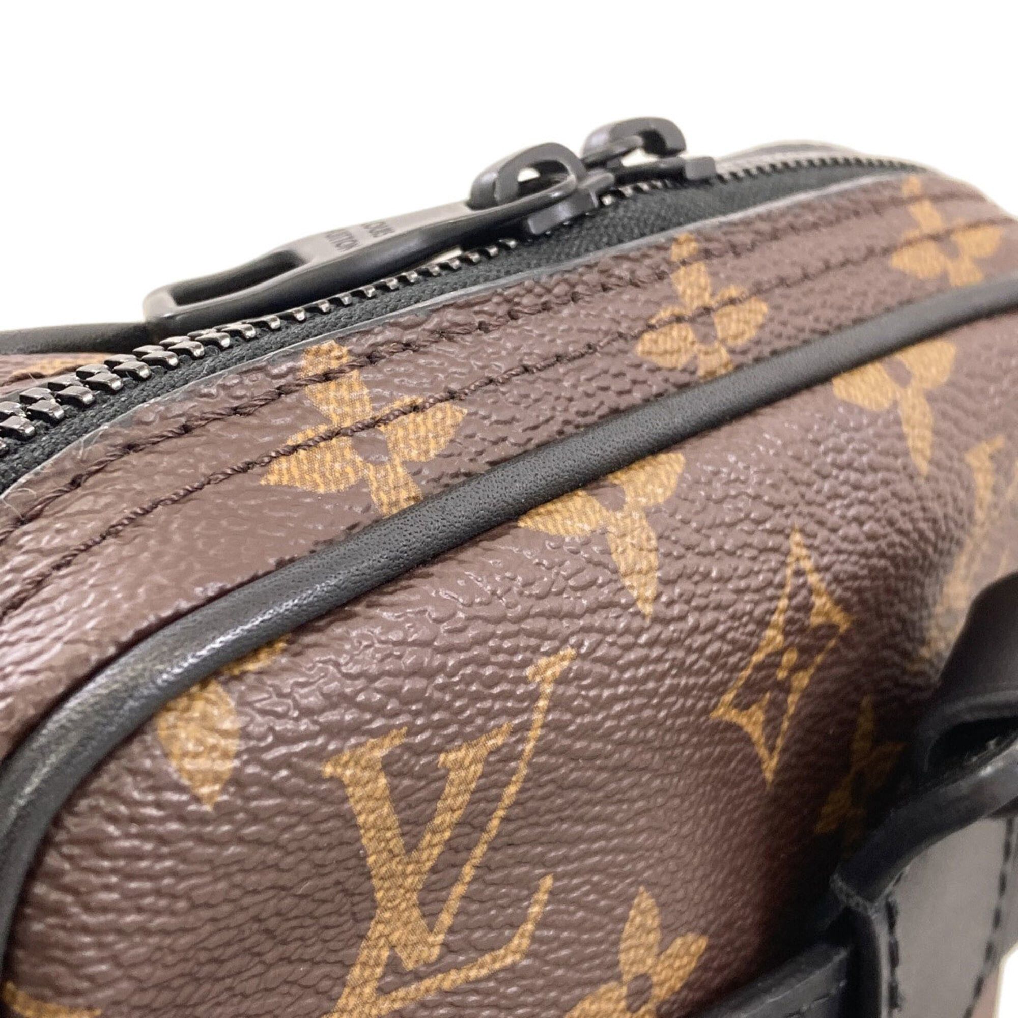 Louis Vuitton Louis Vuitton M44428 Utility Side Bag, Hip Bag/Waist Monogram Canvas, Women's LOUIS VUITTON Size ONE SIZE - 10 Thumbnail