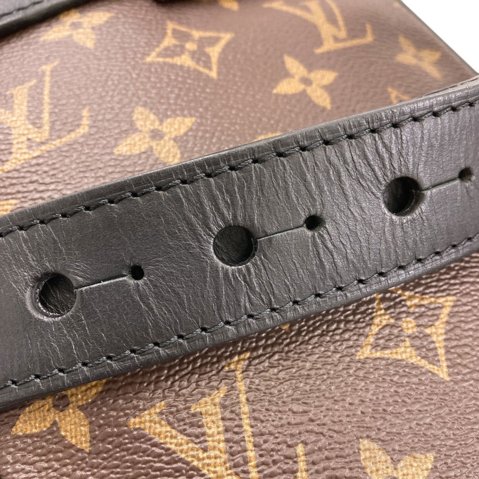 Louis Vuitton Louis Vuitton M44428 Utility Side Bag, Hip Bag/Waist Monogram Canvas, Women's LOUIS VUITTON Size ONE SIZE - 13 Thumbnail