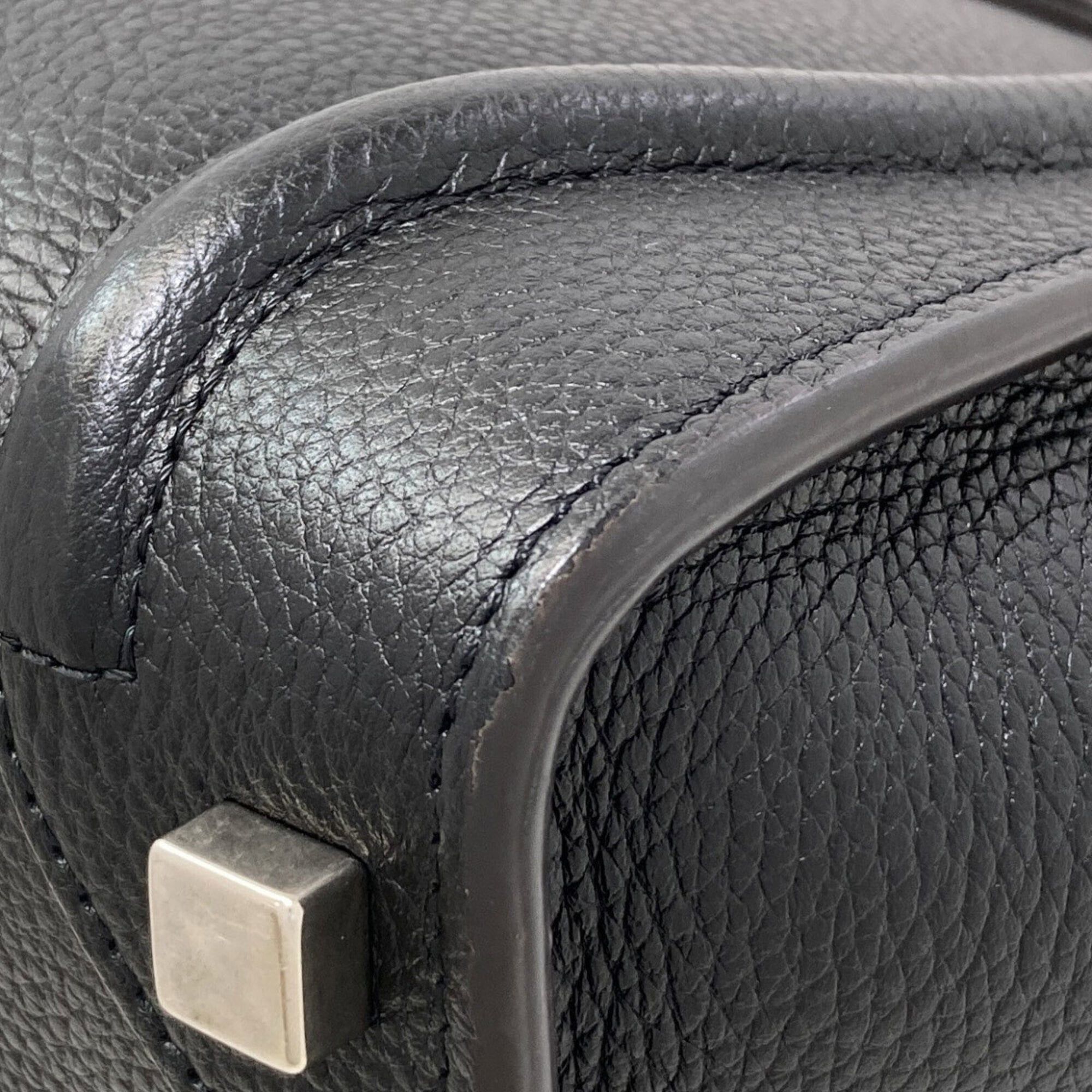 Celine Celine Luggage Micro Handbag, Calfskin, Women's Size ONE SIZE - 18 Thumbnail